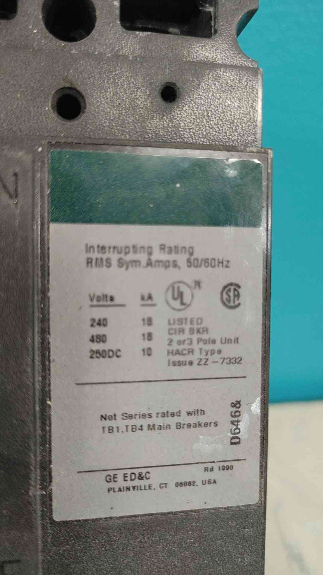 GE TED134030V 30A 3 Pole 480V Molded Case Circuit Breaker 30 Amp TED E150 Frame