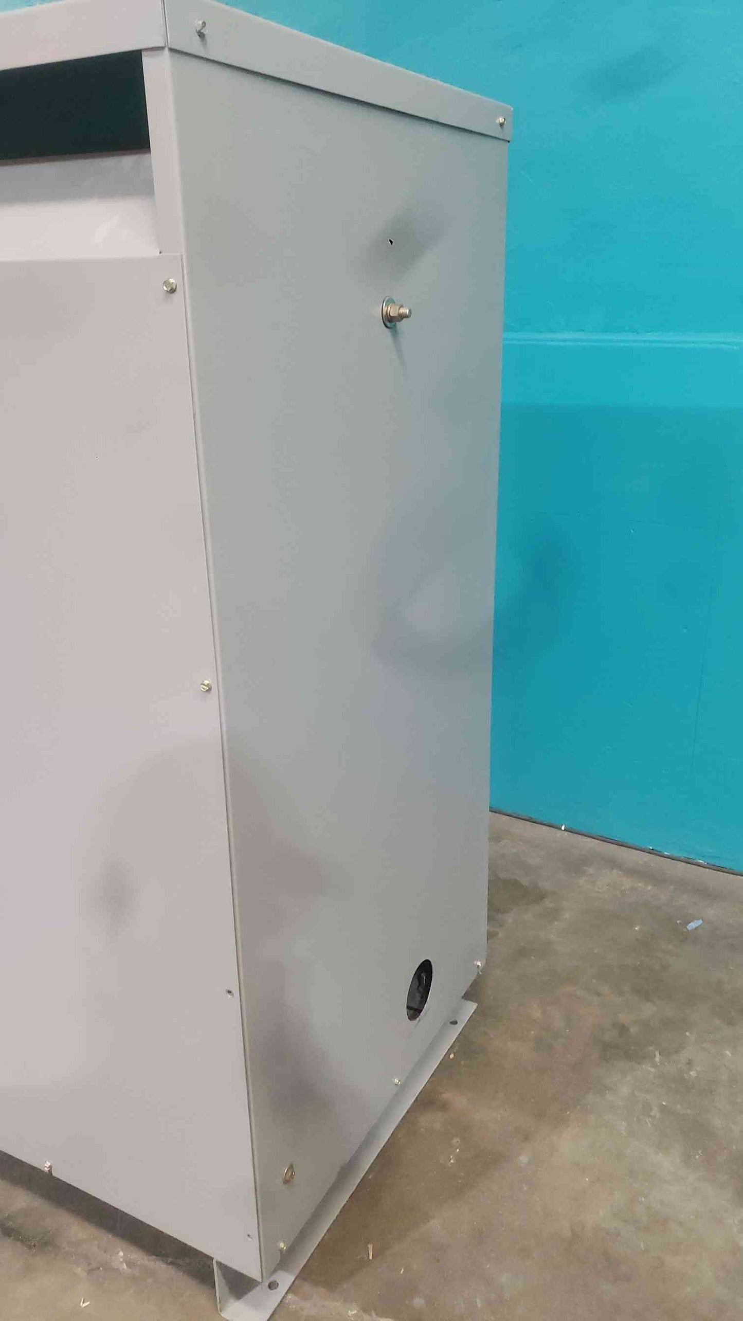 GE 300 KVA K-Factor Transformer K-13 Copper 480V to 480Y 277V 3 Phase 9T03B5250