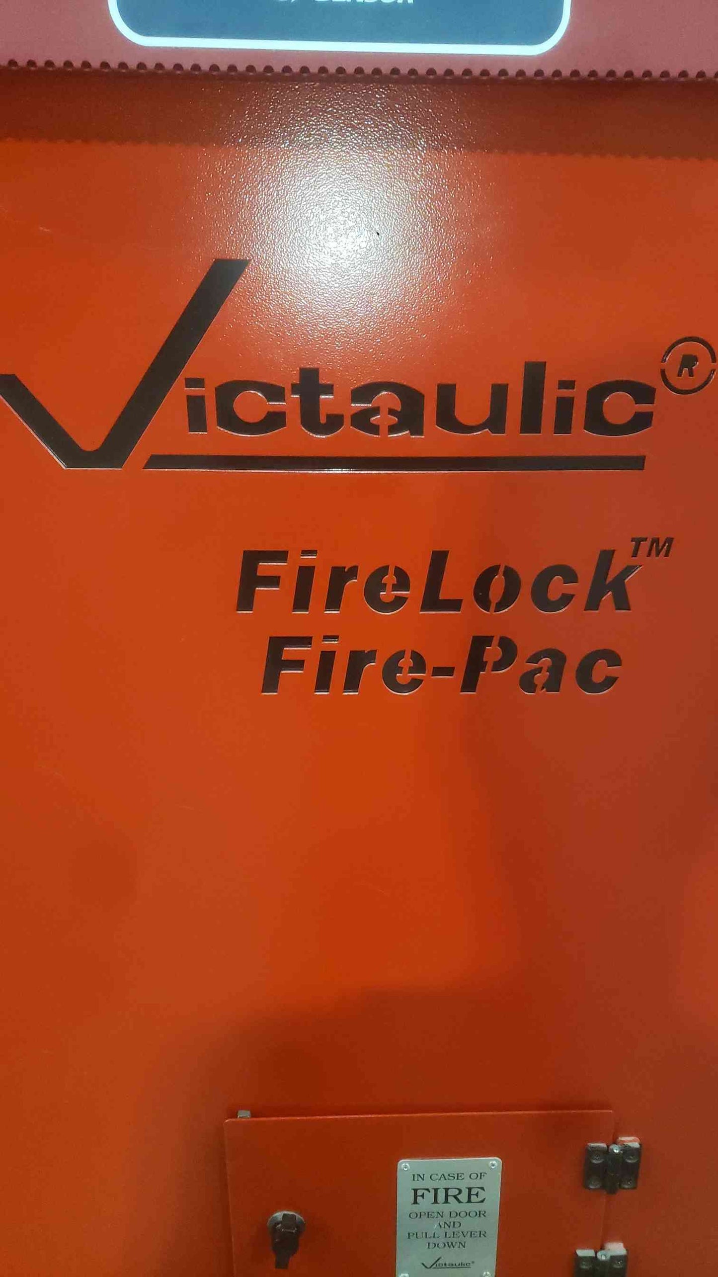 Victaulic FireLock Fire-Pac Deluge Cabinet W/ System Sensor PDRP-2001 Panel