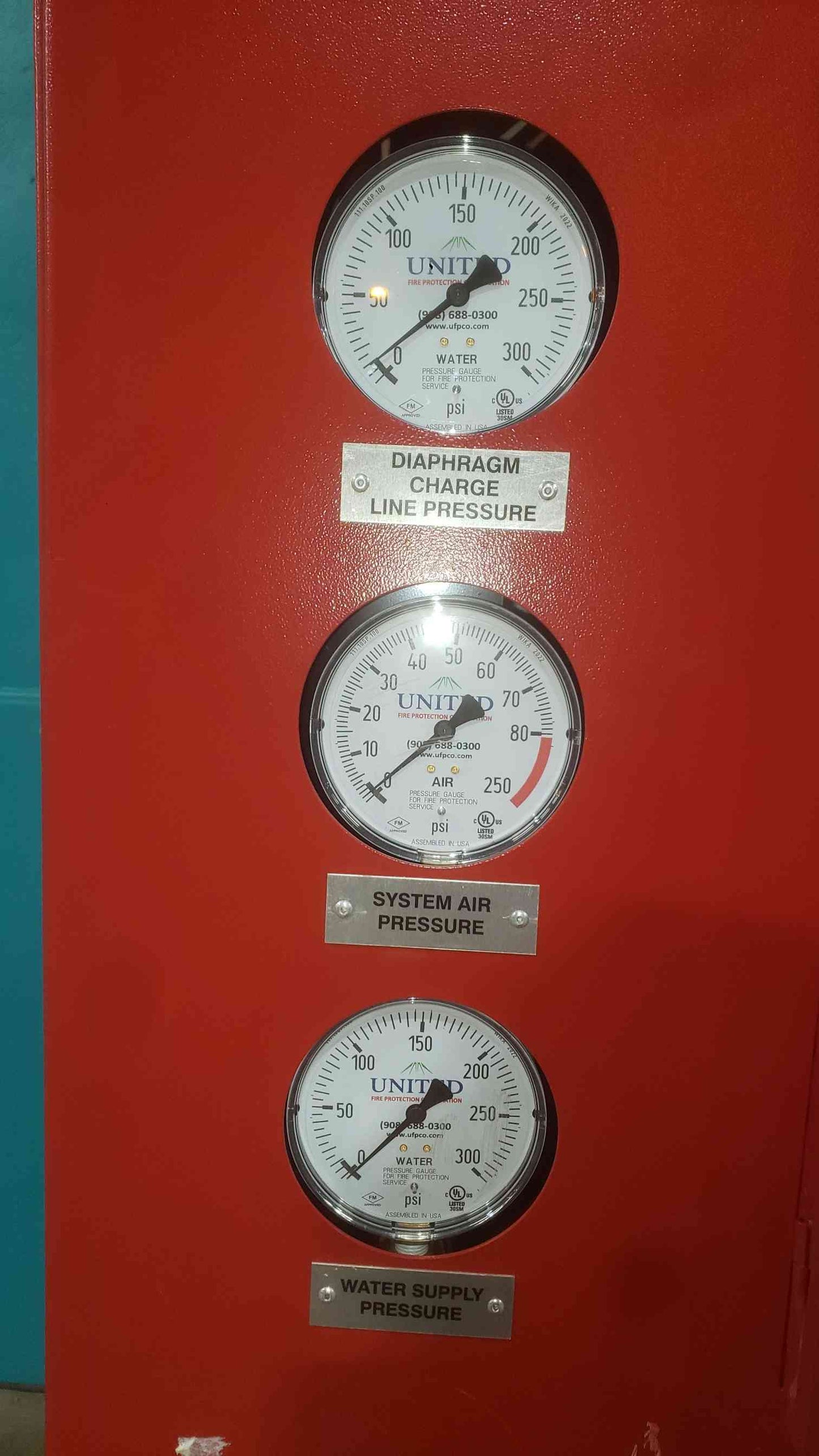 Victaulic FireLock Fire-Pac Deluge Cabinet W/ System Sensor PDRP-2001 Panel