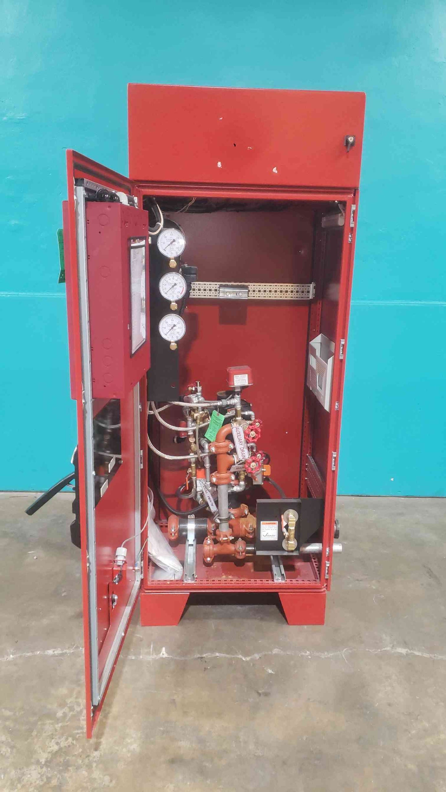 Victaulic FireLock Fire-Pac Deluge Cabinet W/ System Sensor PDRP-2001 Panel