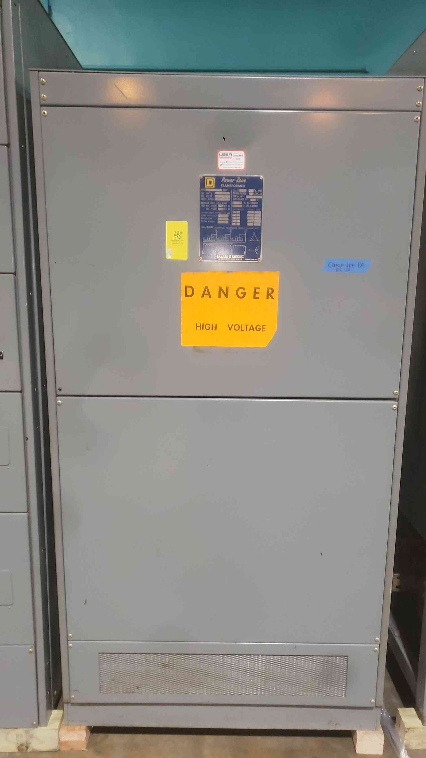 Square D Power-Zone 800A Switchboard Switchgear 300 KVA Transformer 480V-208V