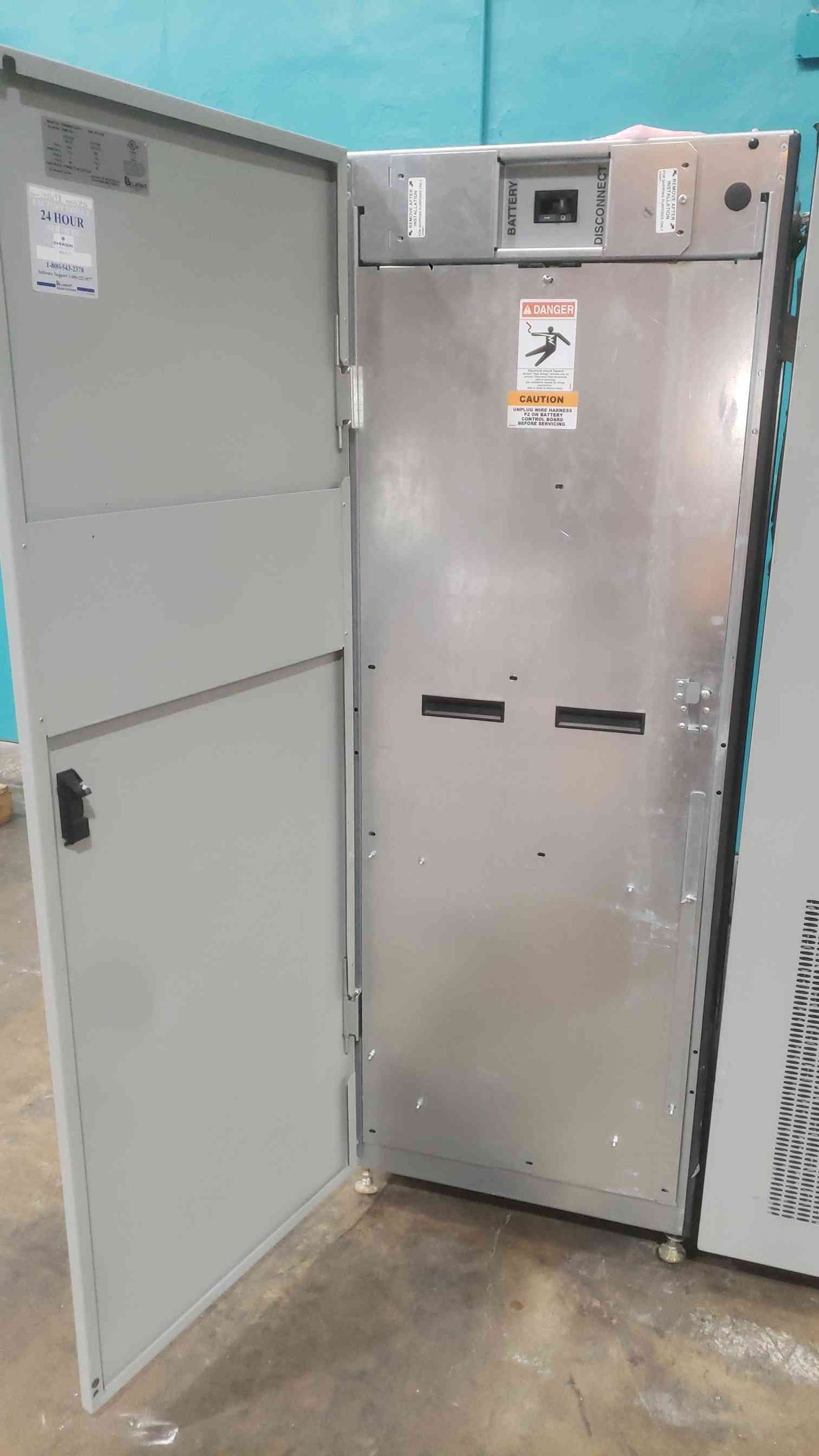 Liebert Npower 50kVA 3 Phase UPS Cabinet 208V 37SA050C0C6BA12 Merlin Gerin Lot