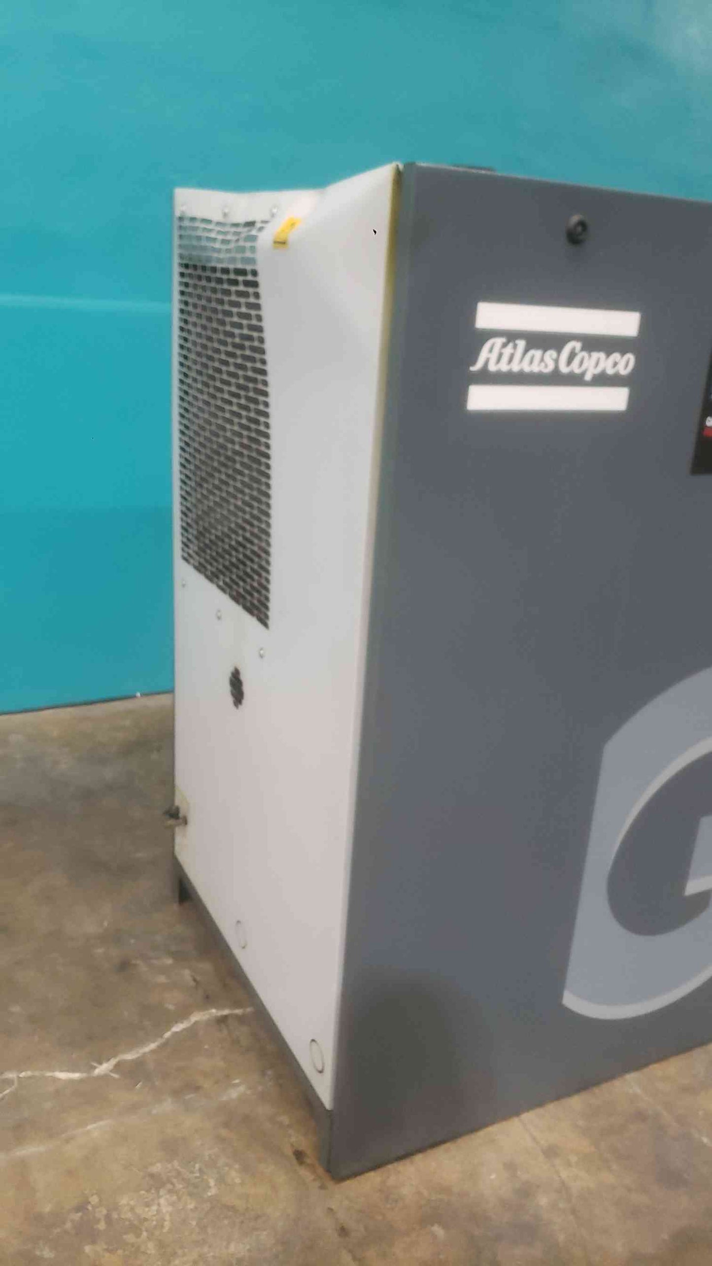 Atlas Copco GA18VSD Rotary Screw Air Compressor 25HP 127CFM 189PSI 230V 3PH 2012