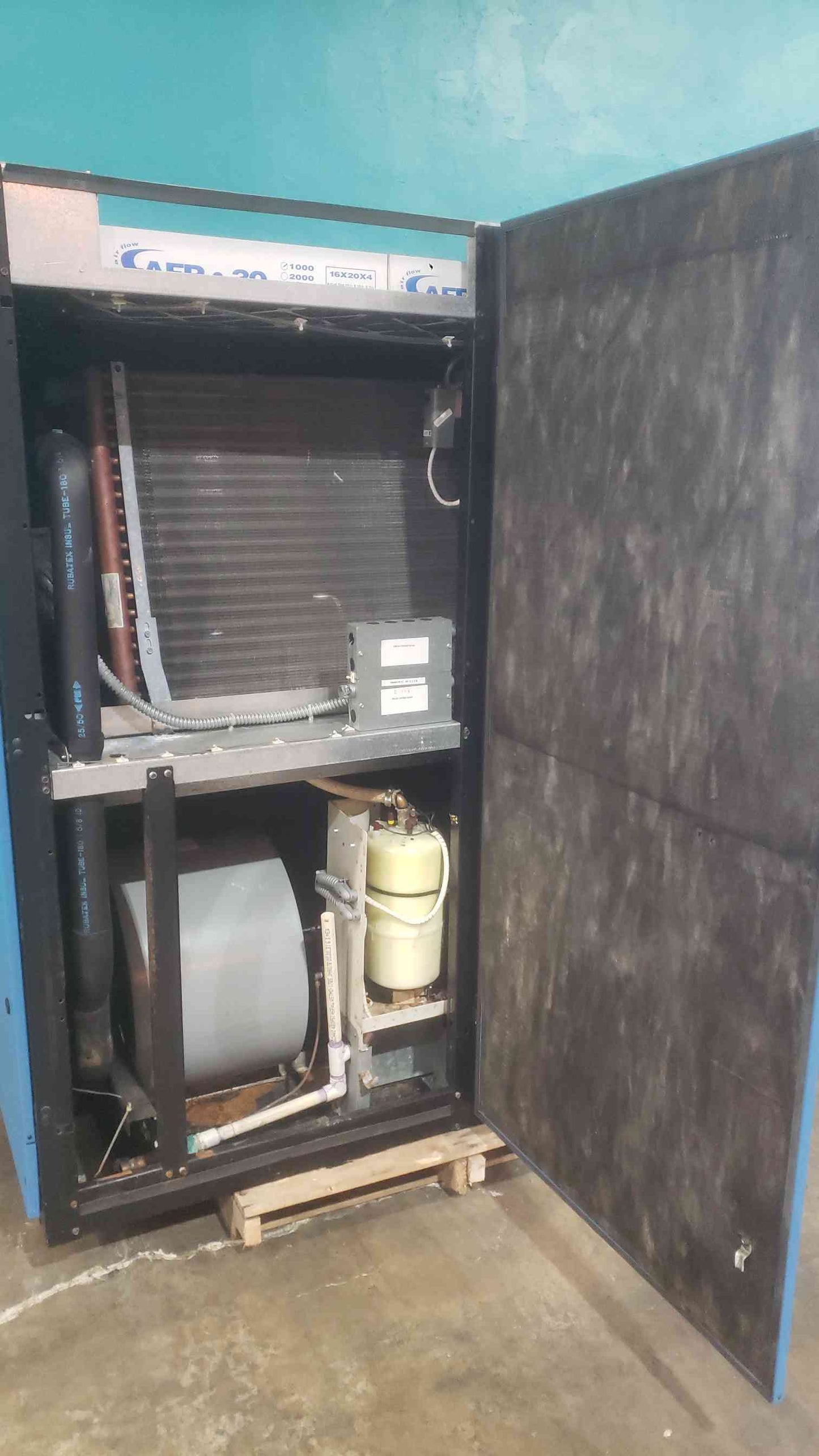 Airflow Company CCT-30C4 Data Center CRAC AC Unit 460V 3PH Chilled Water Glycol