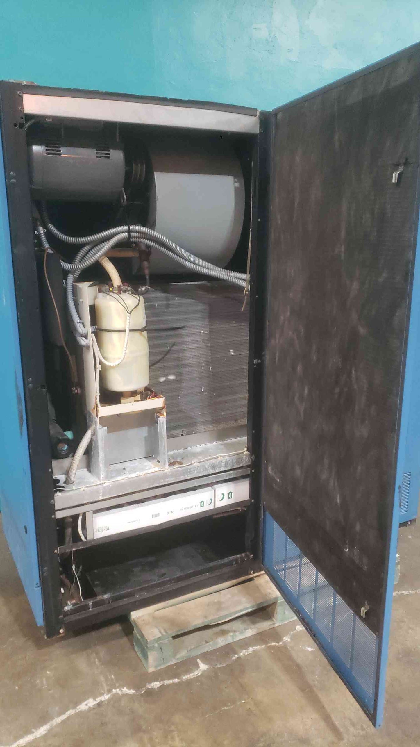 Airflow Company CCT-30C4-UD Data Center CRAC AC Unit 460V 3PH Chilled Water