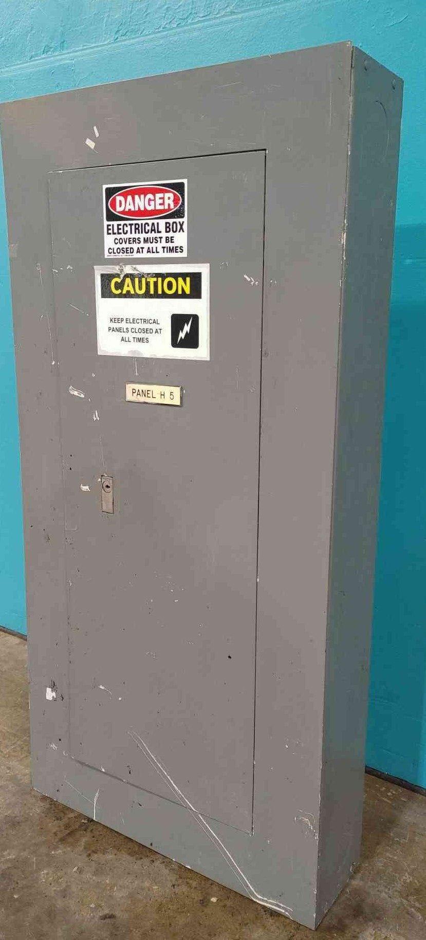 Square D NEHB 225A 277/480V 3PH Panelboard Load Center w/ EHB E-Frame Breakers