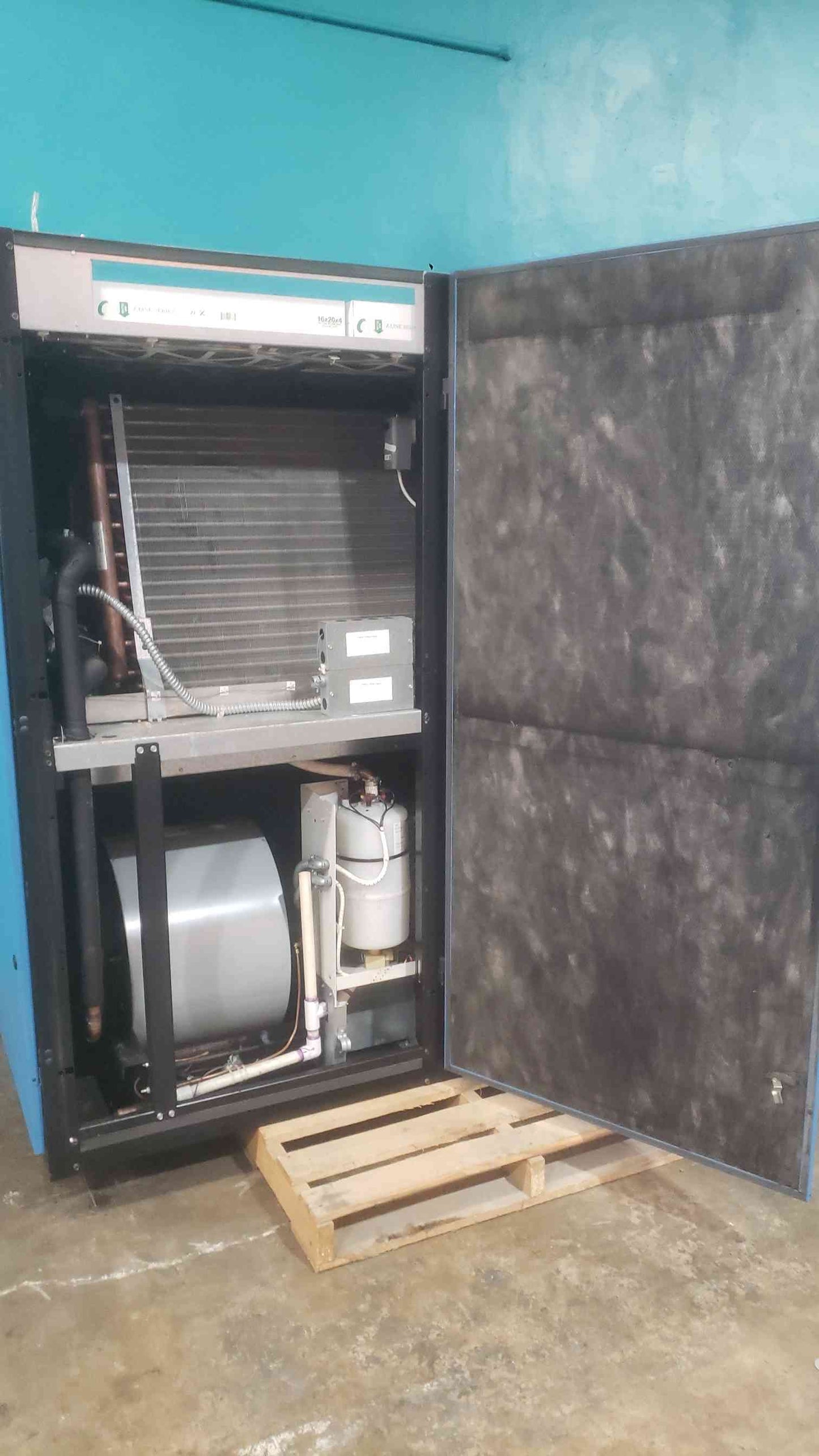 Airflow CCT-25C4 Data Center CRAC AC Unit 460V 3PH Chilled Water Glycol