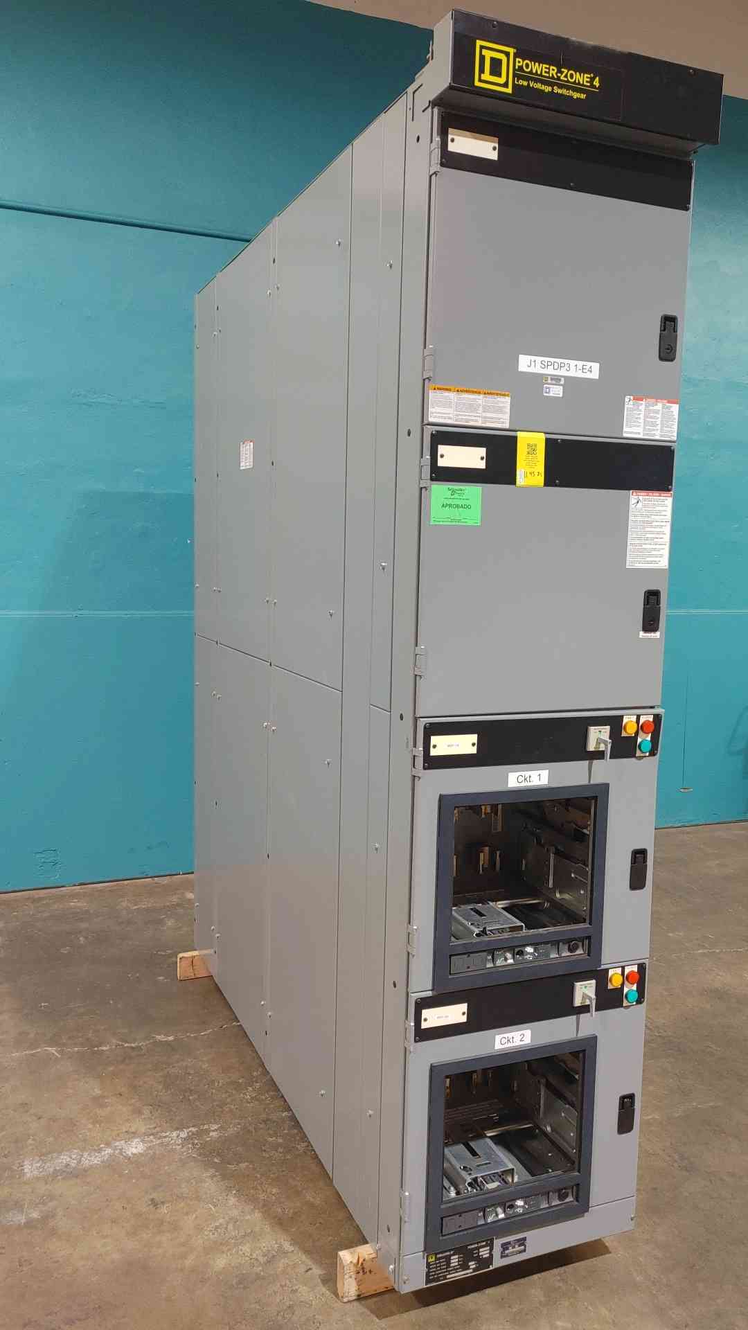Square D Power-Zone 4 Switchgear 1600A 480/277V 3PH 4W Vertical Section Empty