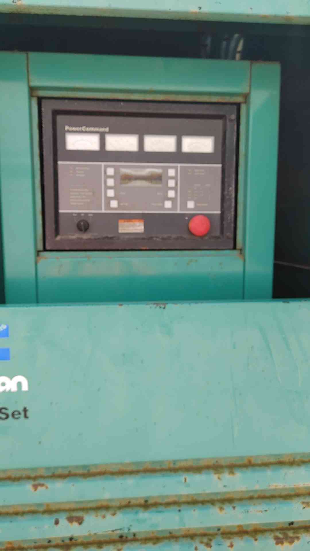 Cummins Onan DFAC 250kW Diesel Generator Enclosed 277/480V 120/208V 250 kW Genset