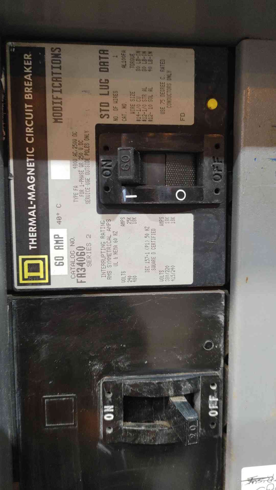 Square D HCM 2347-4 I-Line Panelboard 400A 600V 3PH Enclosure 9 Breakers FA FAP
