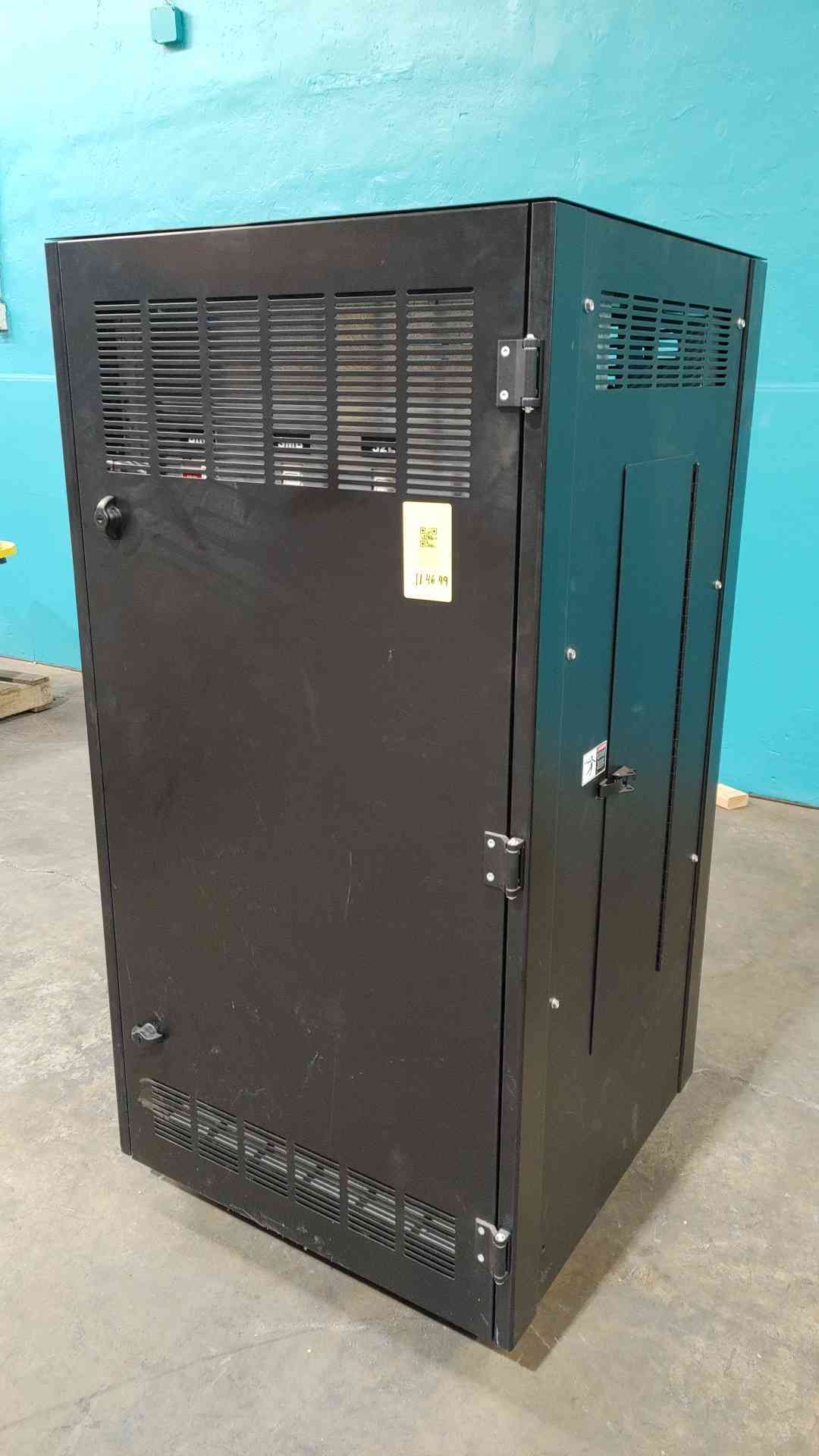 C&C Power UPS Maintenance Bypass Panel 480V to 120/208V 3PH Kirk Key Interlock
