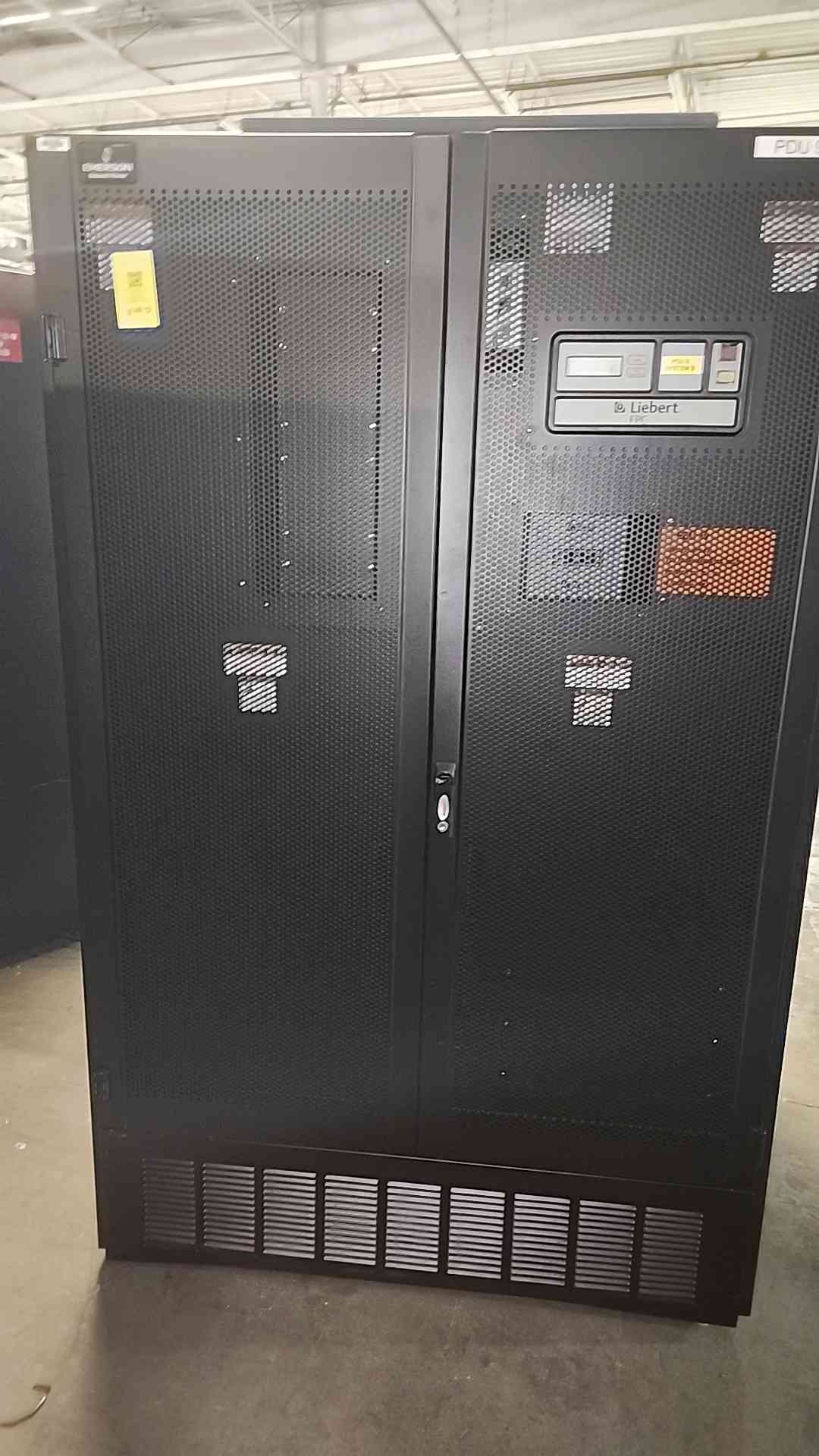 Liebert FPC 150kVA PDU 480V to 208/120V Square D I-Line 600A Panel 6x KA36225