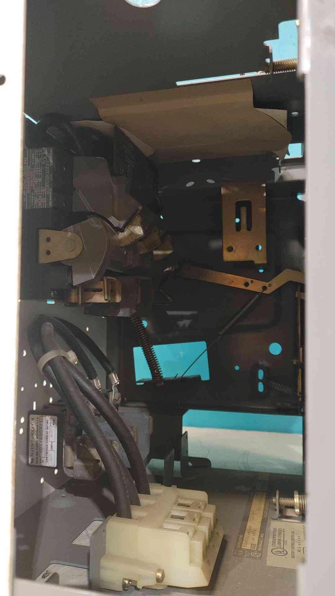 General Electric  Power Break II Hi-Break Circuit Breaker, 3-Pole, 800A Max, 600VAC(Sku:114700)