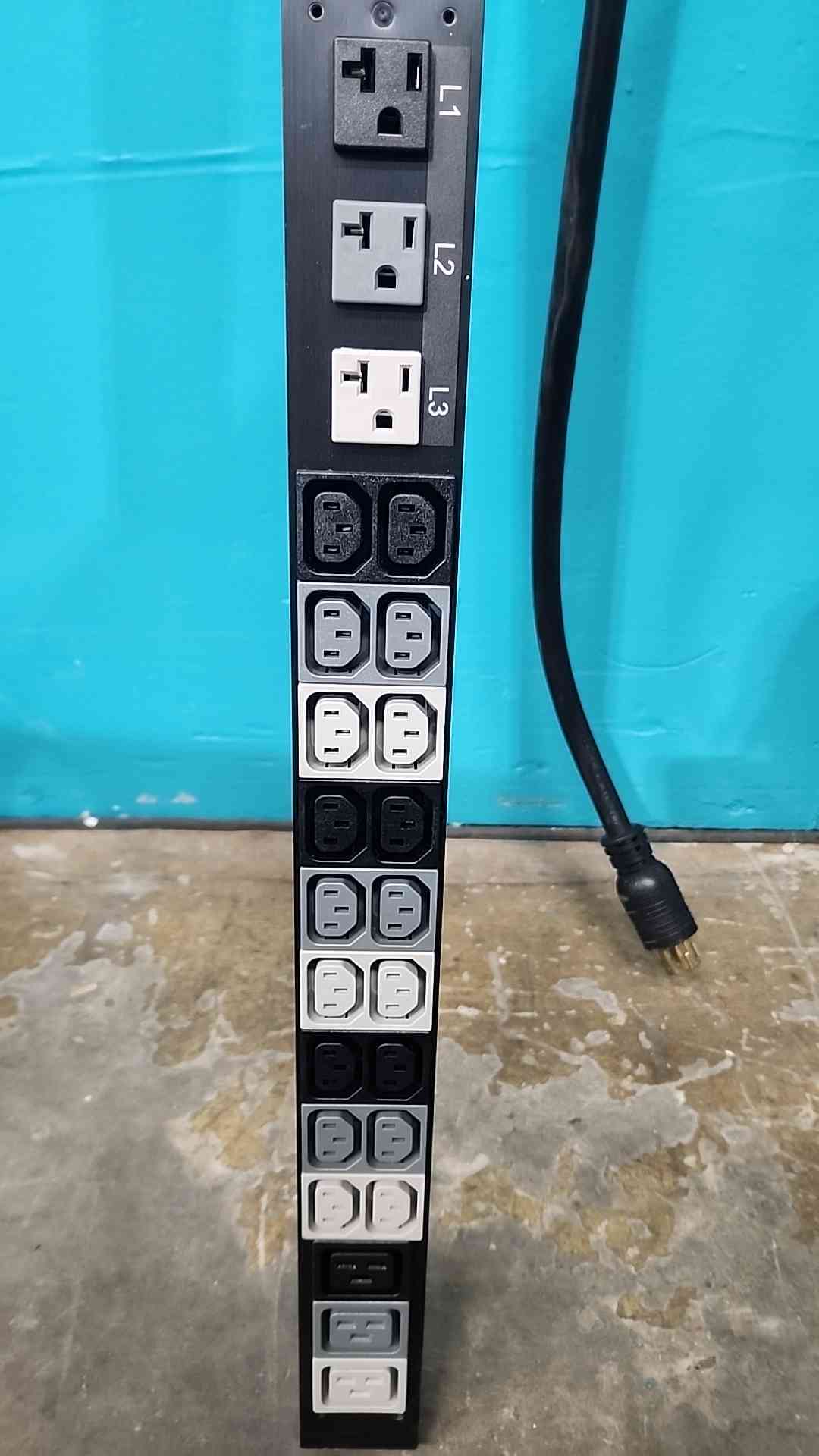Tripp Lite PDU3MV6L2130 208V 3PH Metered 0U Rack PDU L21-30P C13 C19 5-15/20R