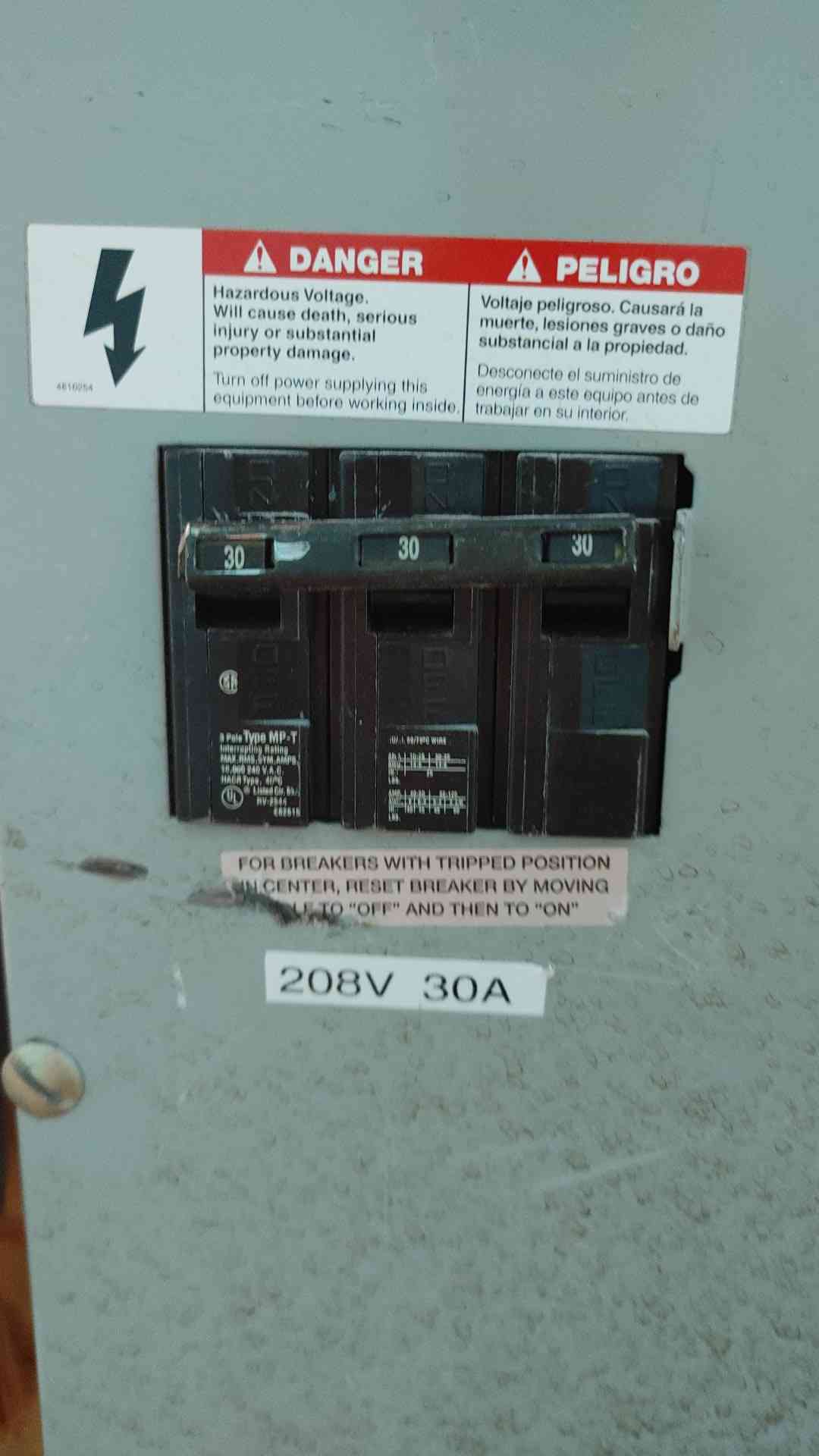 MagneTek 75 kVA Transformer Portable Temporary Power Skid 480V to 208V Breakers