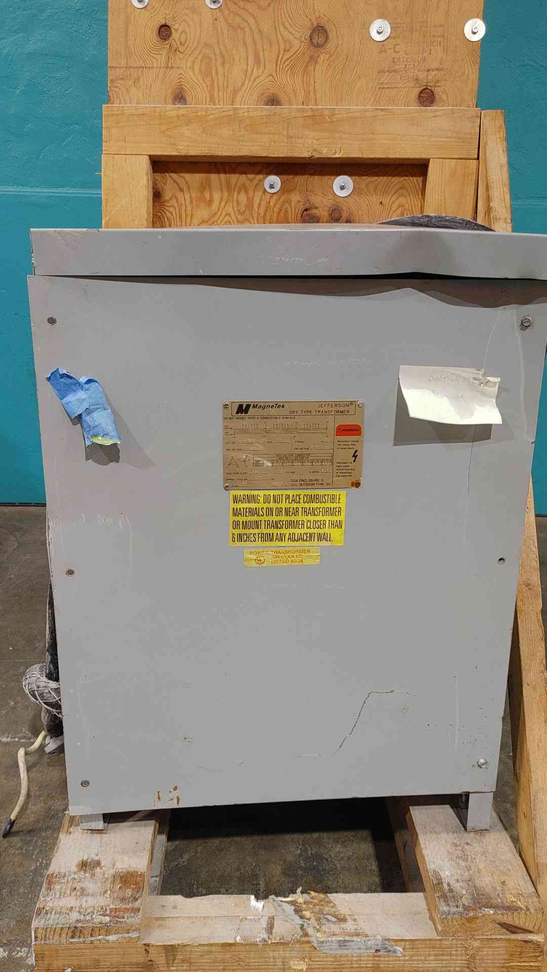 MagneTek 75 kVA Transformer Portable Temporary Power Skid 480V to 208V Breakers
