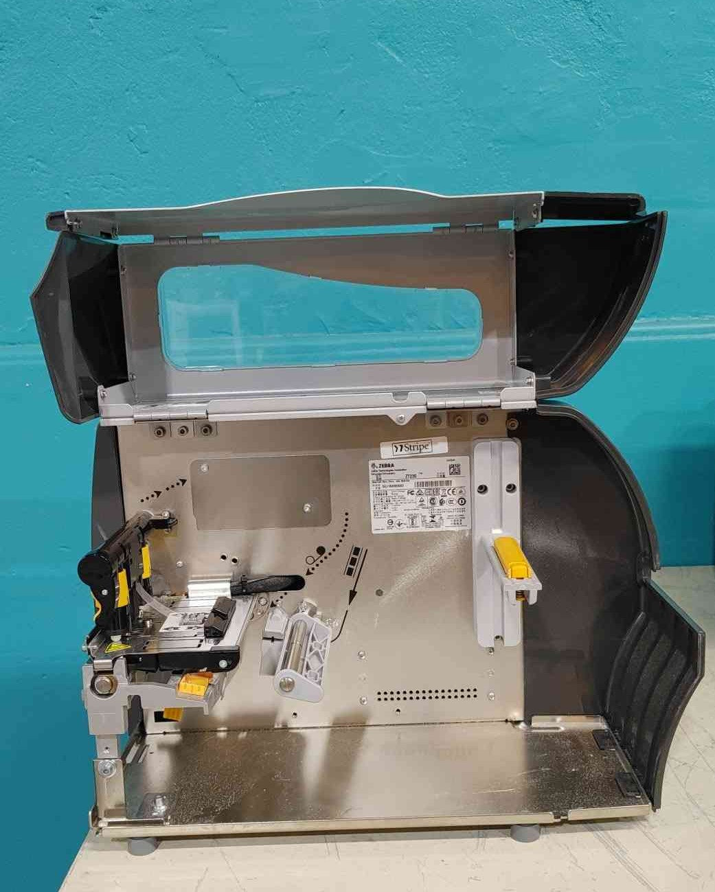 Zebra ZT230 Industrial Thermal Label Printer 203 DPI Shipping 52J184905083