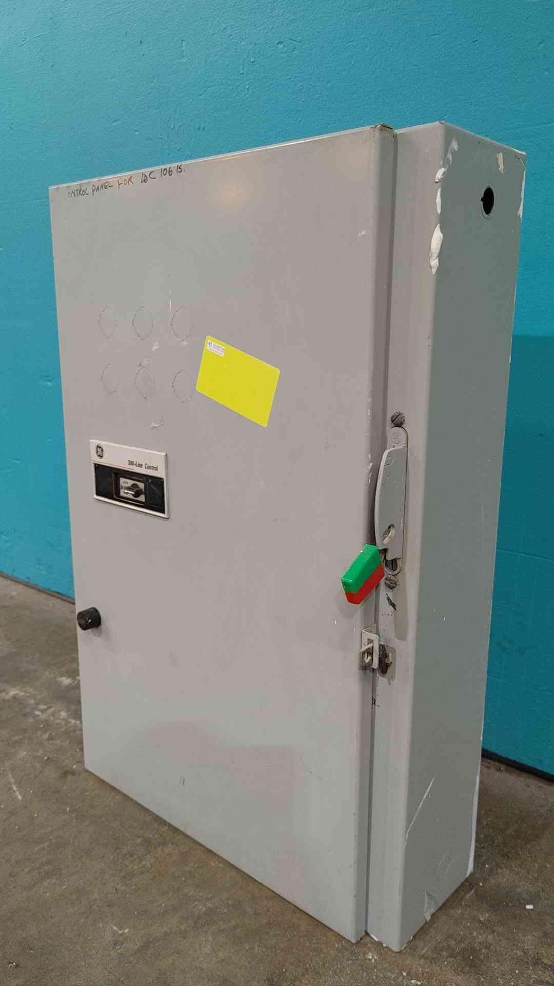 GE CR308E1 NEMA Size 3 Combination Motor Starter Disconnect 90A 50HP 600V