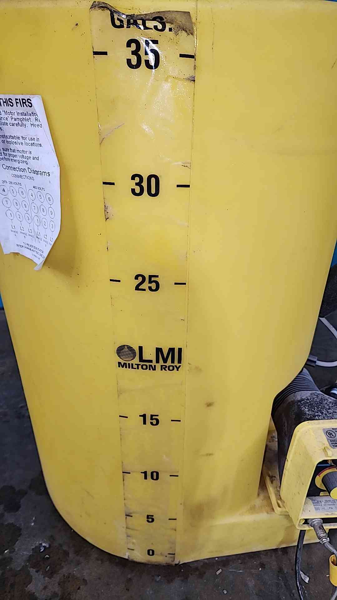 LMI Milton Roy 35 Gal Chemical Feed Tank AA771-352SI Dosing Pump 140 PSI 0.42GPH