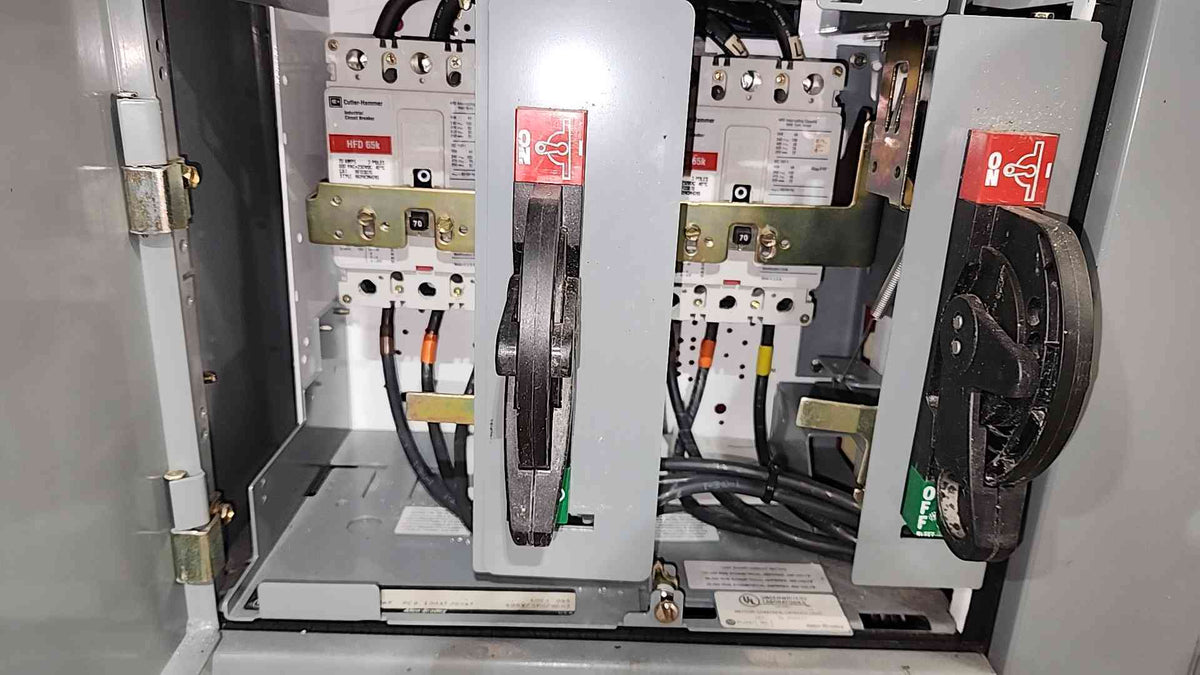 Allen-Bradley Centerline 2100 MCC 800A 600V 3PH 3-Section Lineup W/ Breakers