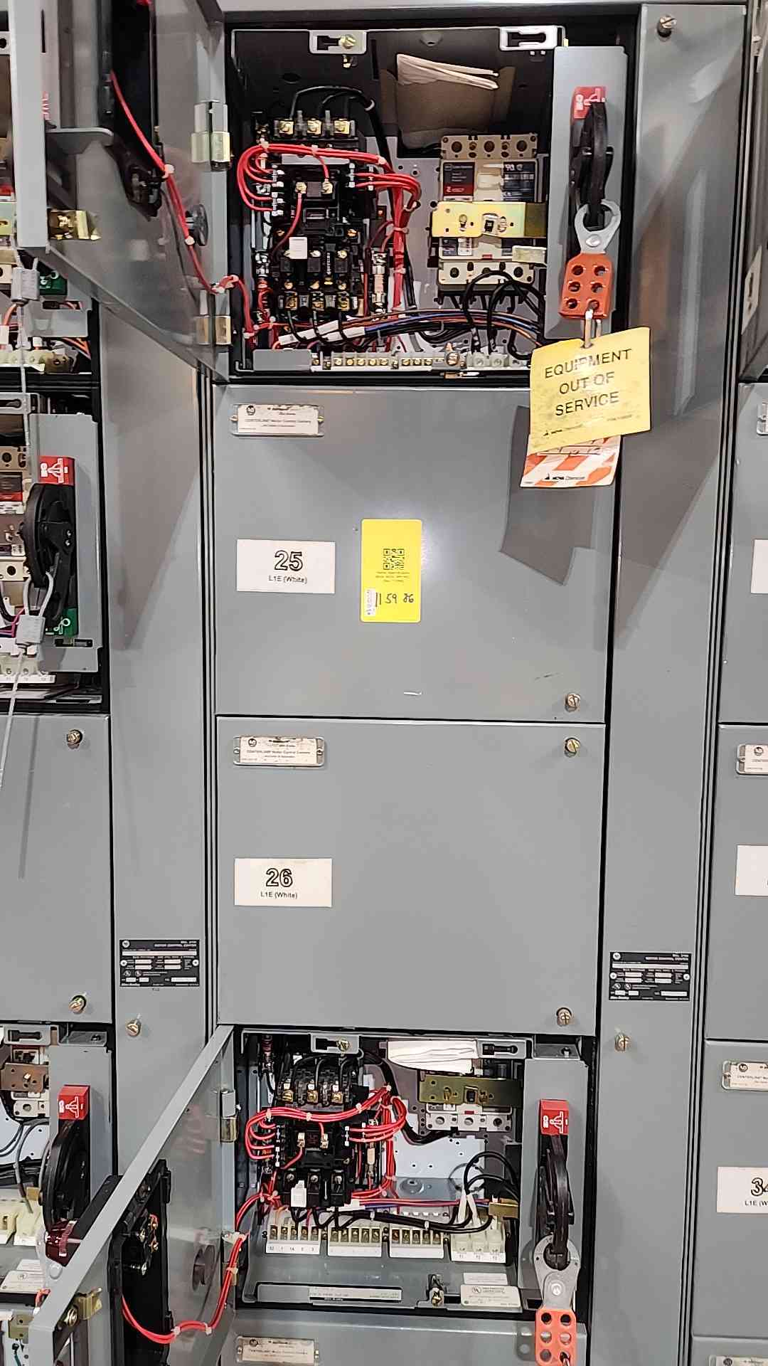 Allen Bradley Centerline 2100 MCC Motor Control Center 3 Section 800A 600V 3PH