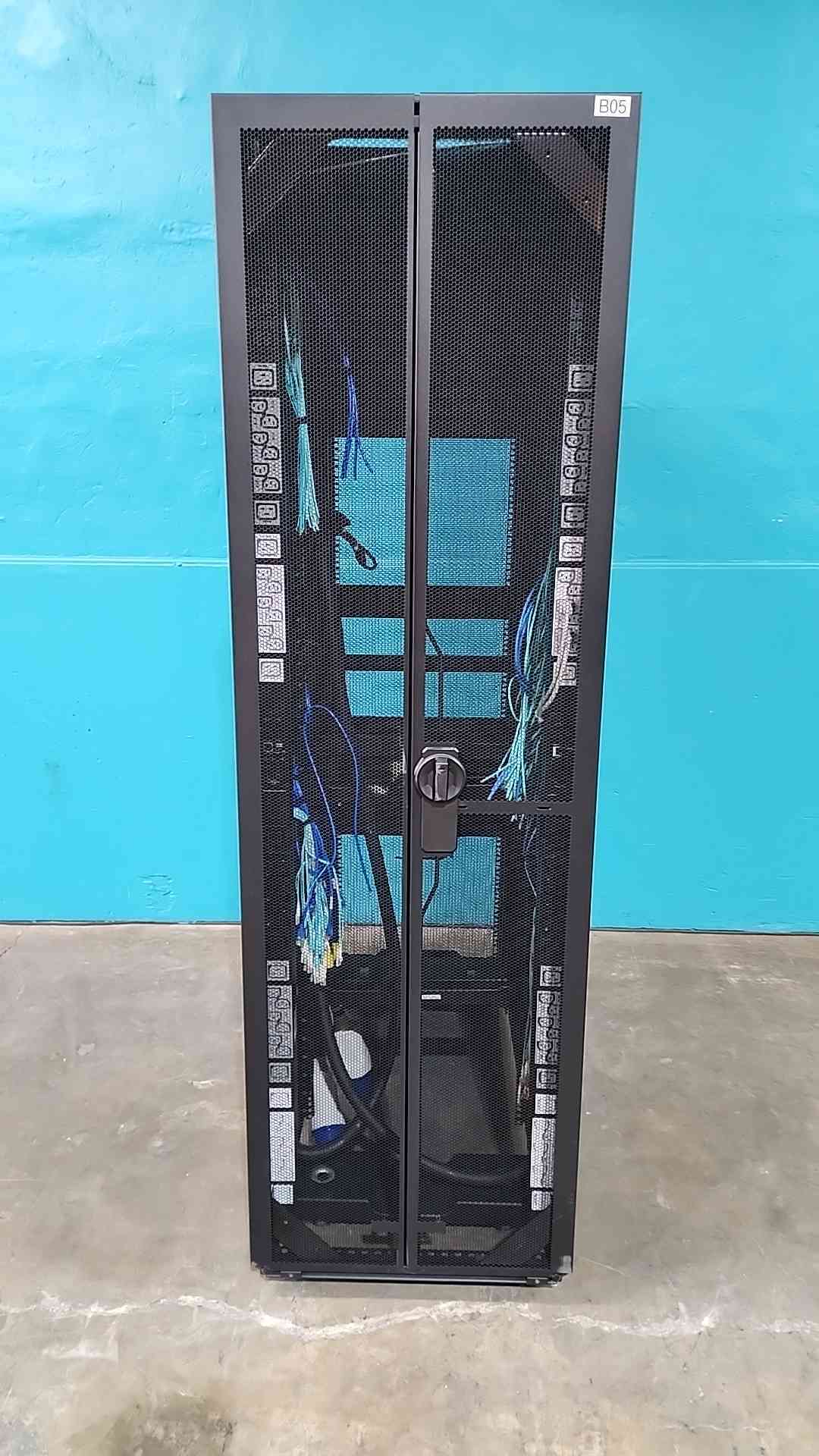 HPE 866973-001 42U G2 Enterprise Server Rack Cabinet 600x1200mm