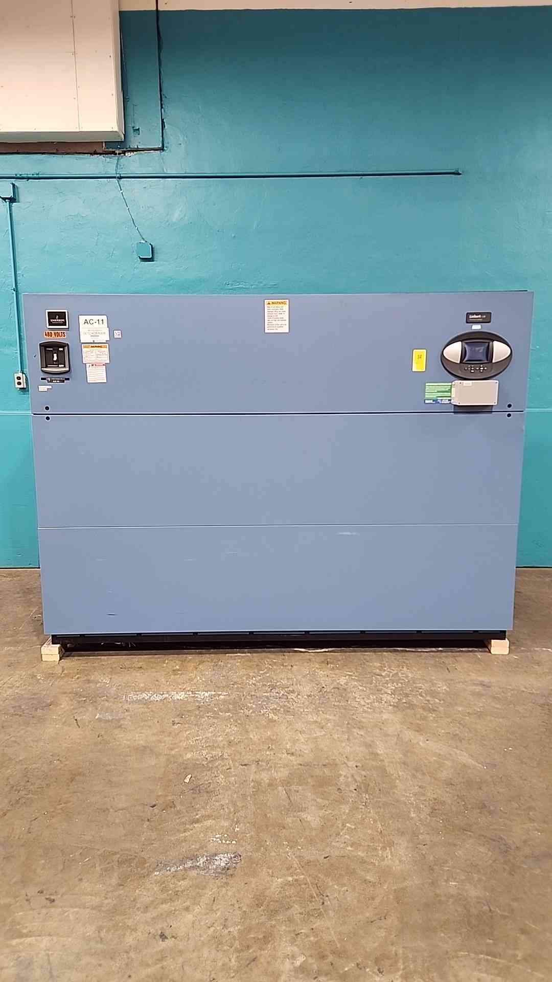 Liebert CW084DC 24 Ton Downflow Chilled Water CRAC Unit 460V 3PH iCOM CRAH 84kW (SKU: 116107)