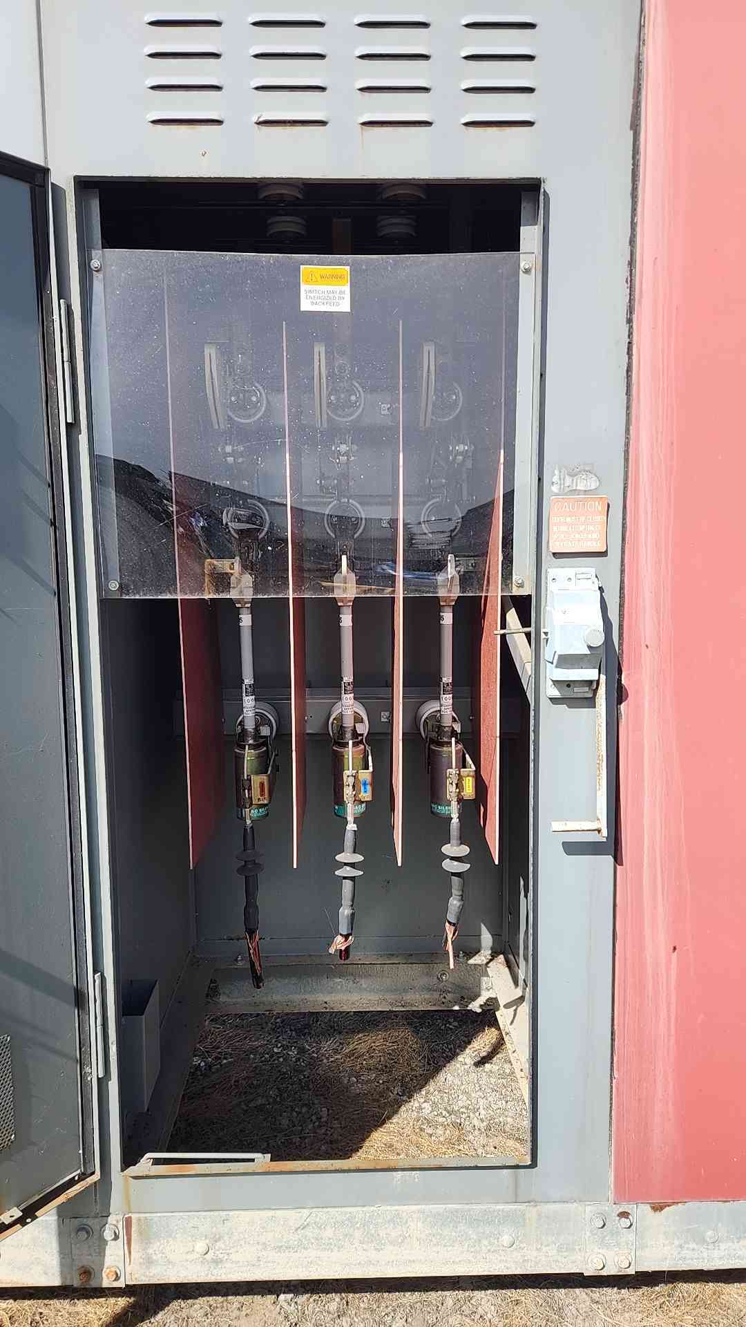 Electrical Power Products 15kV 600A Metal Enclosed Switchgear Lineup SM-20 40kA