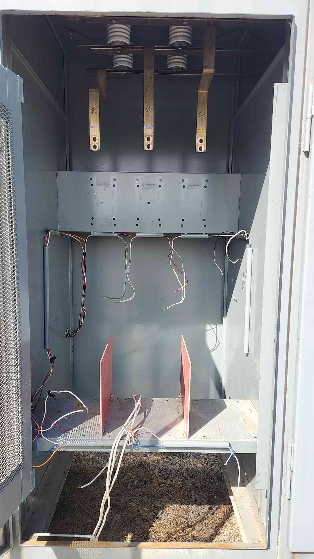 Electrical Power Products 15kV 600A Metal Enclosed Switchgear Lineup SM-20 40kA