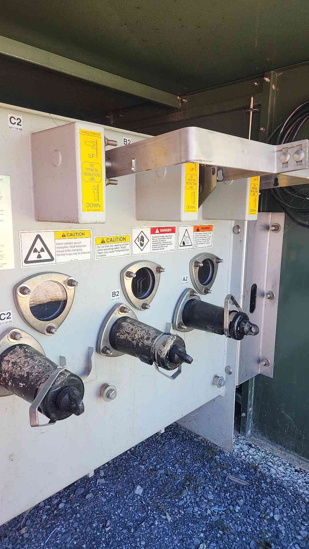 GW Electric PVI41-376-12-12 15.5kV 600A 4-Way SF6 Padmount Switchgear Enclosure