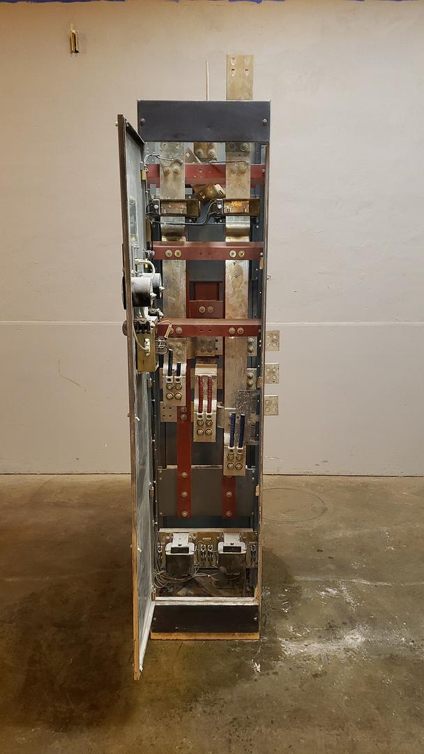 ALLEN-BRADLEY BUL. 2100 Metered Input MCC 2000A(S6LLST10601)
