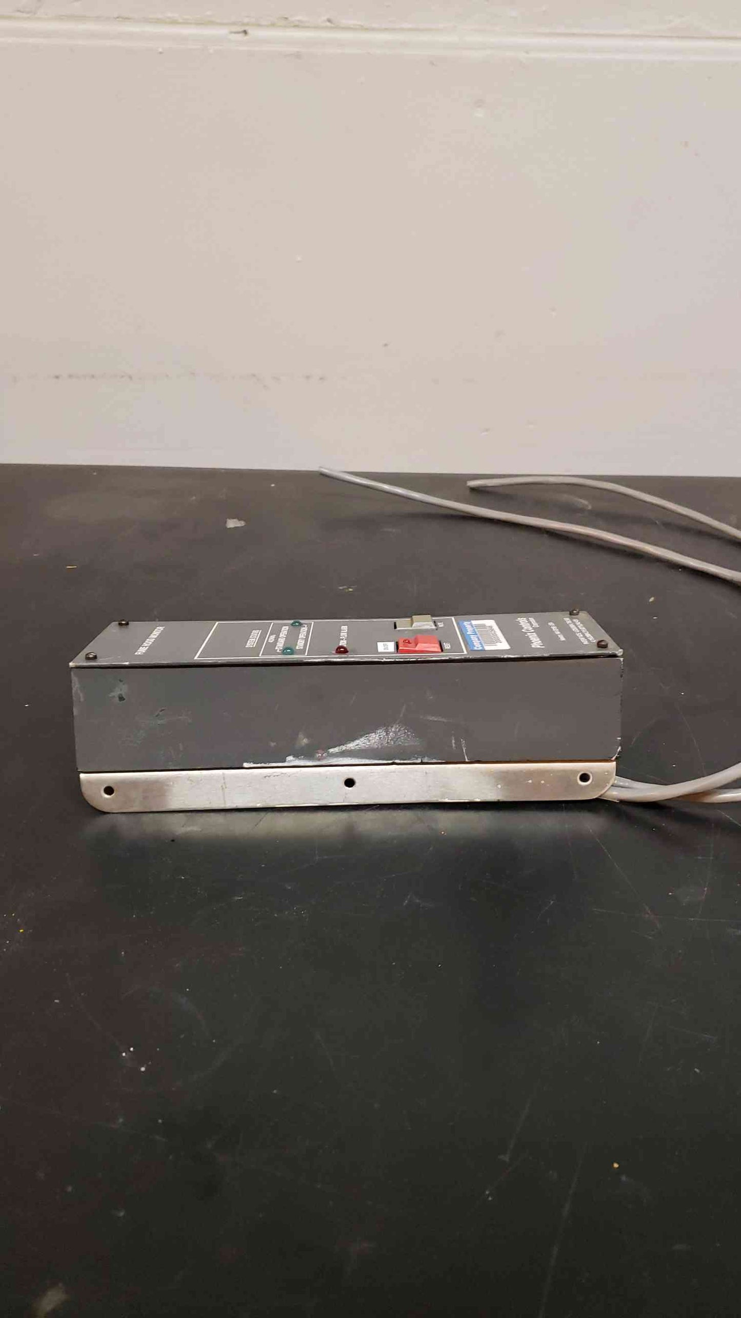 Phoenix Controls FHM510-ENG Fume Hood Monitor Display Module 15530F