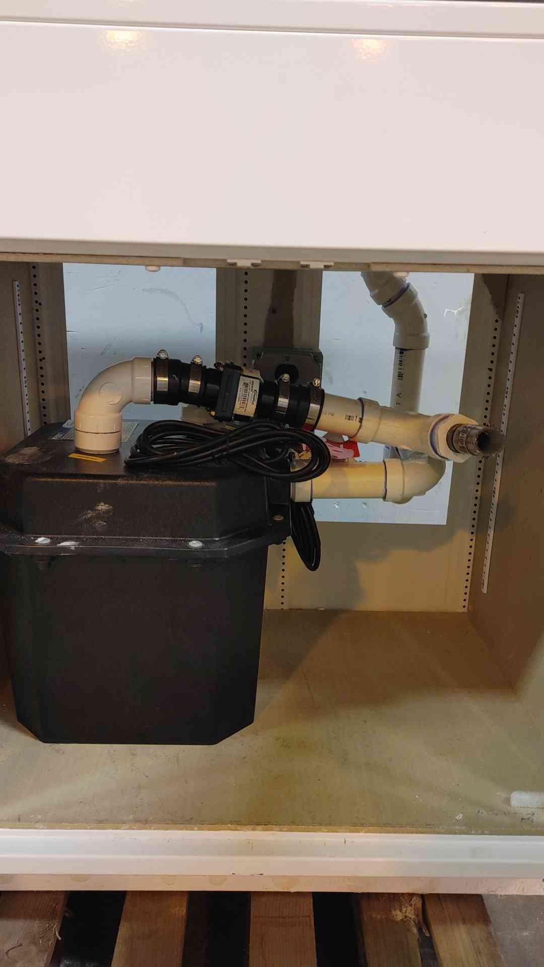 Hamilton Scientific Flammable And Corrosives Cabinet With Countertop (109260)