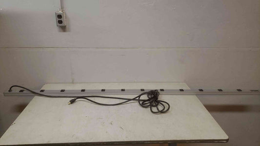 Wiremold 15A 120V 12 Port PDU Strip 7712ULBD (SKU: 109671)