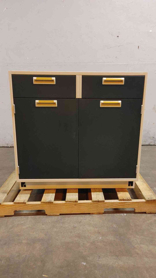 Fisher Hamilton 3' Mixed 2 Drawer 2 Door Casework (SKU: 110183)