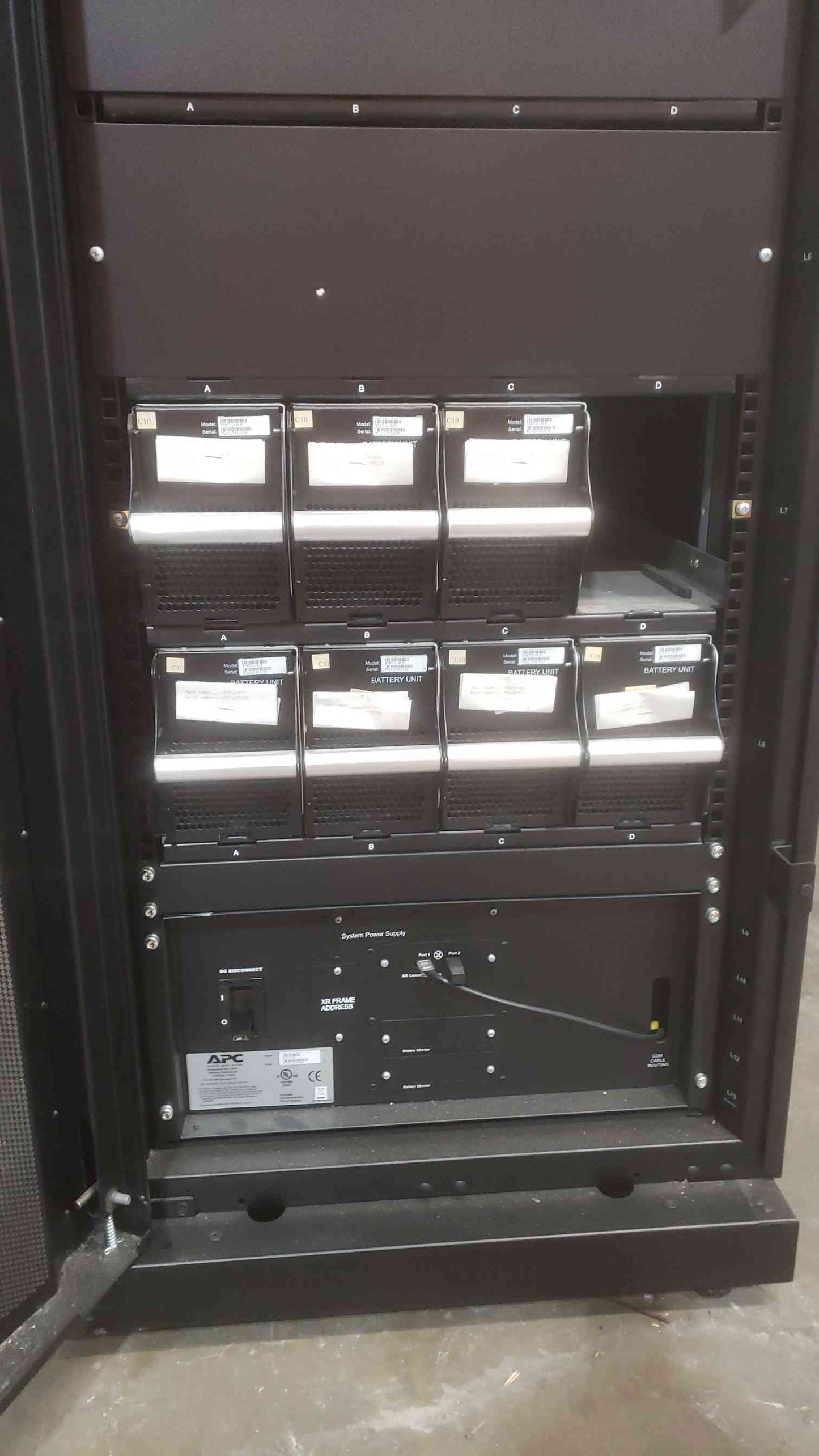 APC Symmetra PX 40KW Extended Run Battery Enclosure SYCFXR8 (SKU: 110911)