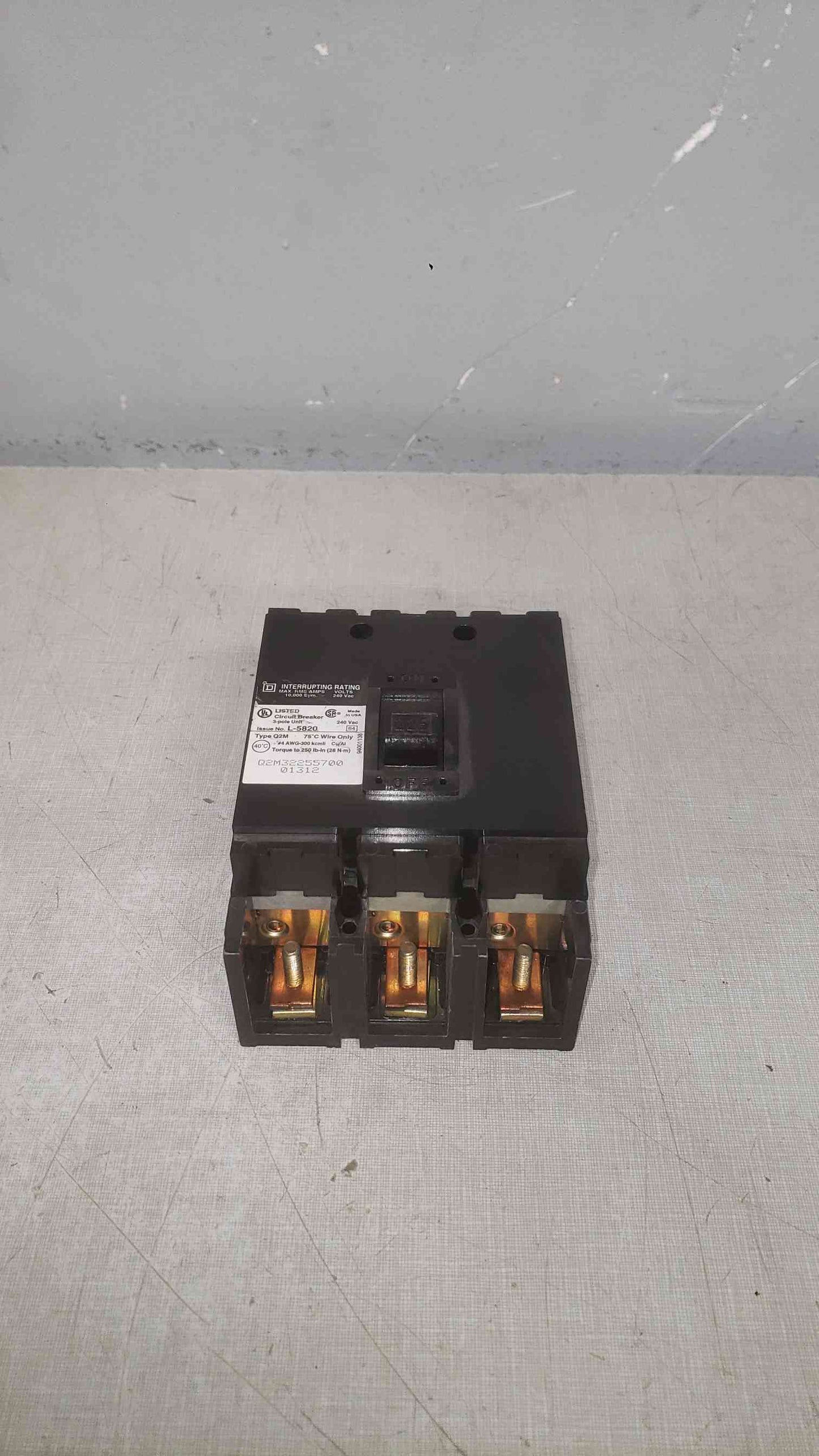 Square D 225A 240VAC 3 Pole Breaker Q2M32255700 (SKU: 112235)