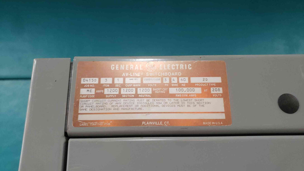 GE 1200A AV-Line Switchboard Panelboard 208V 3 Phase Lot with 5x GE 3-Pole Breakers