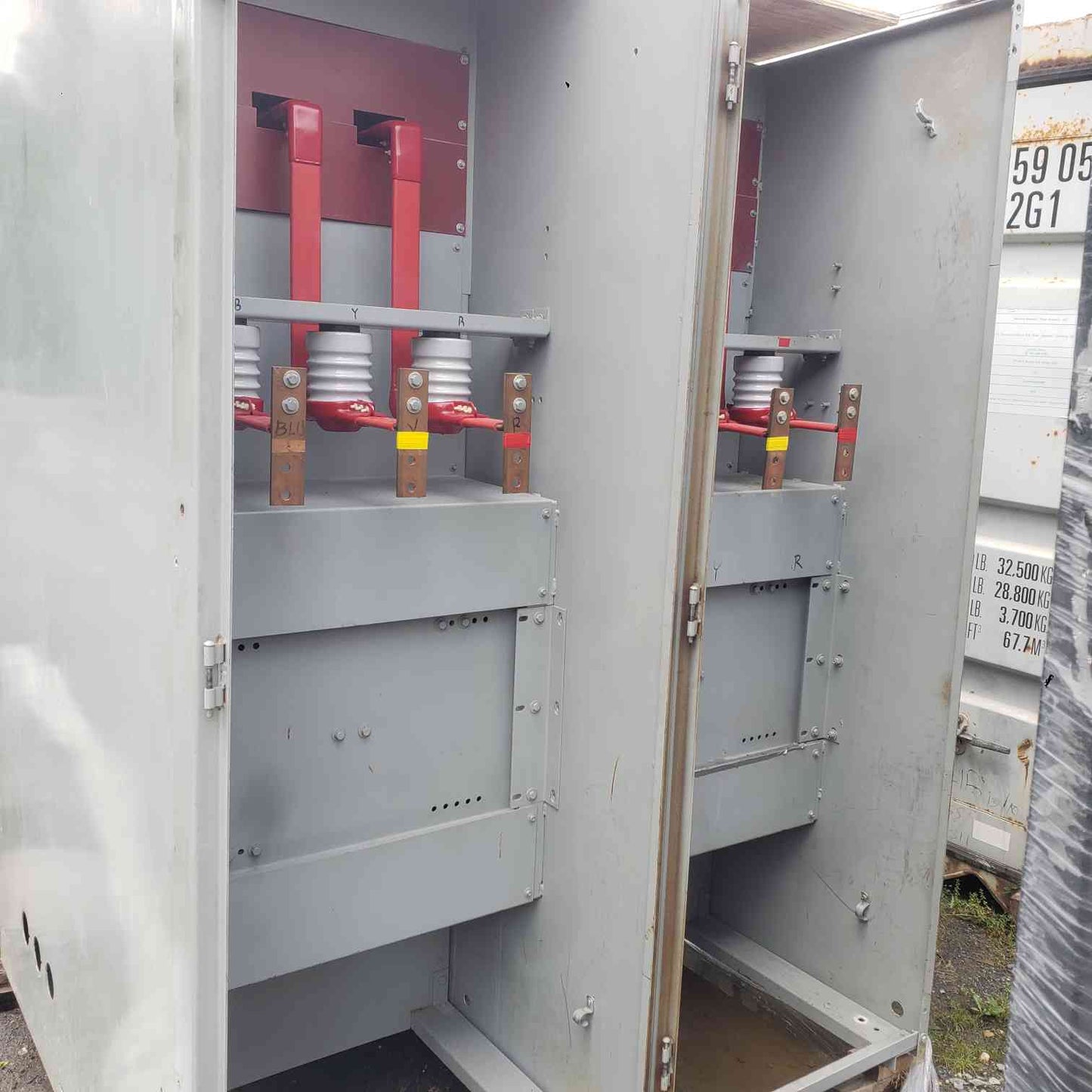 Westinghouse 1000 kVA Substation Transformer 13.8kV to 480V 2000A Switchboard Panel