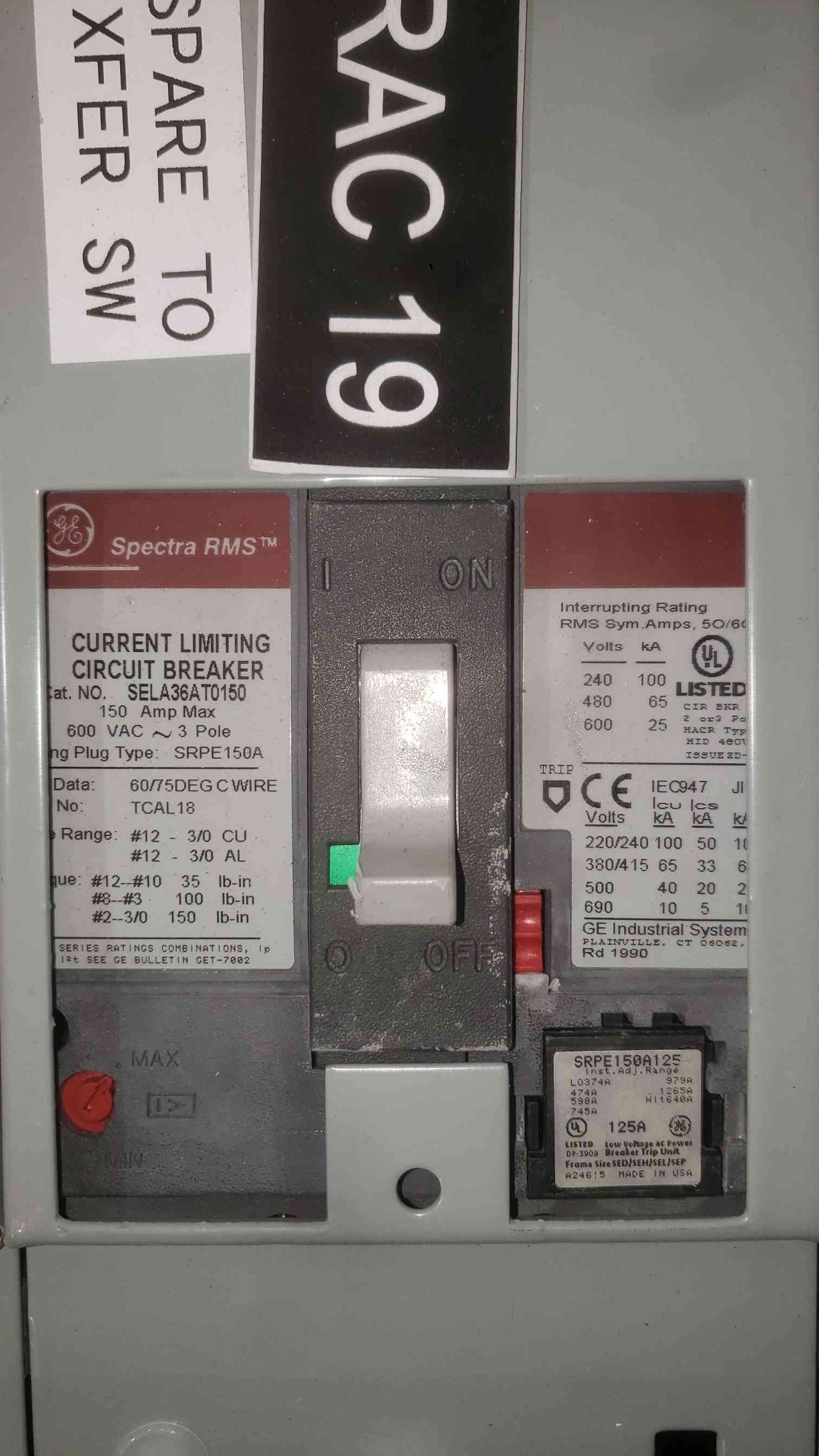 GE Spectra Series Power Panelboard 480V 3-Phase Populated 16x 3-Pole Breakers AsIs