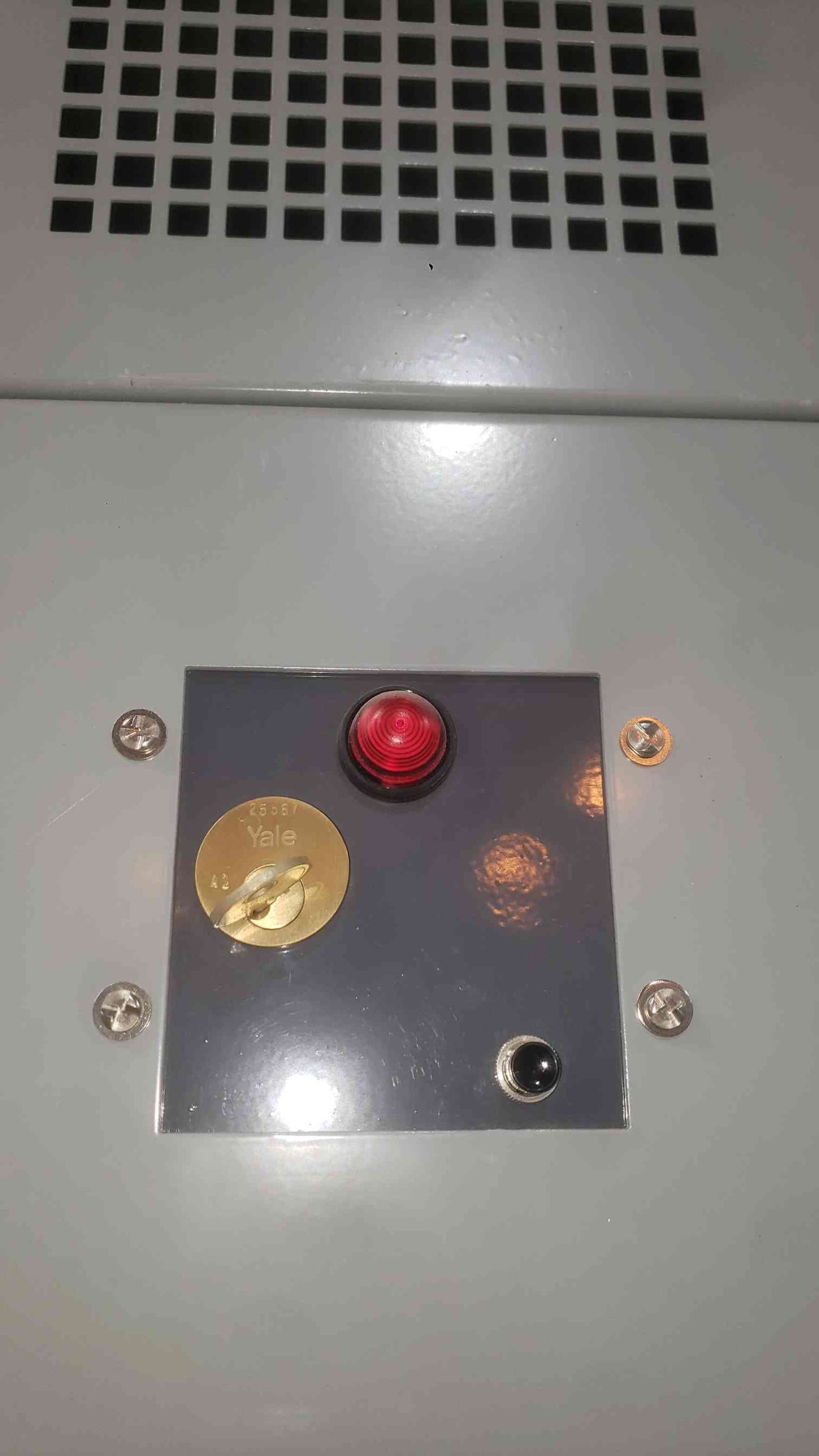 Siemens SB3 1600A 480V 3PH Maintenance Bypass Switchboard Cabinet LPX3B160 MBS