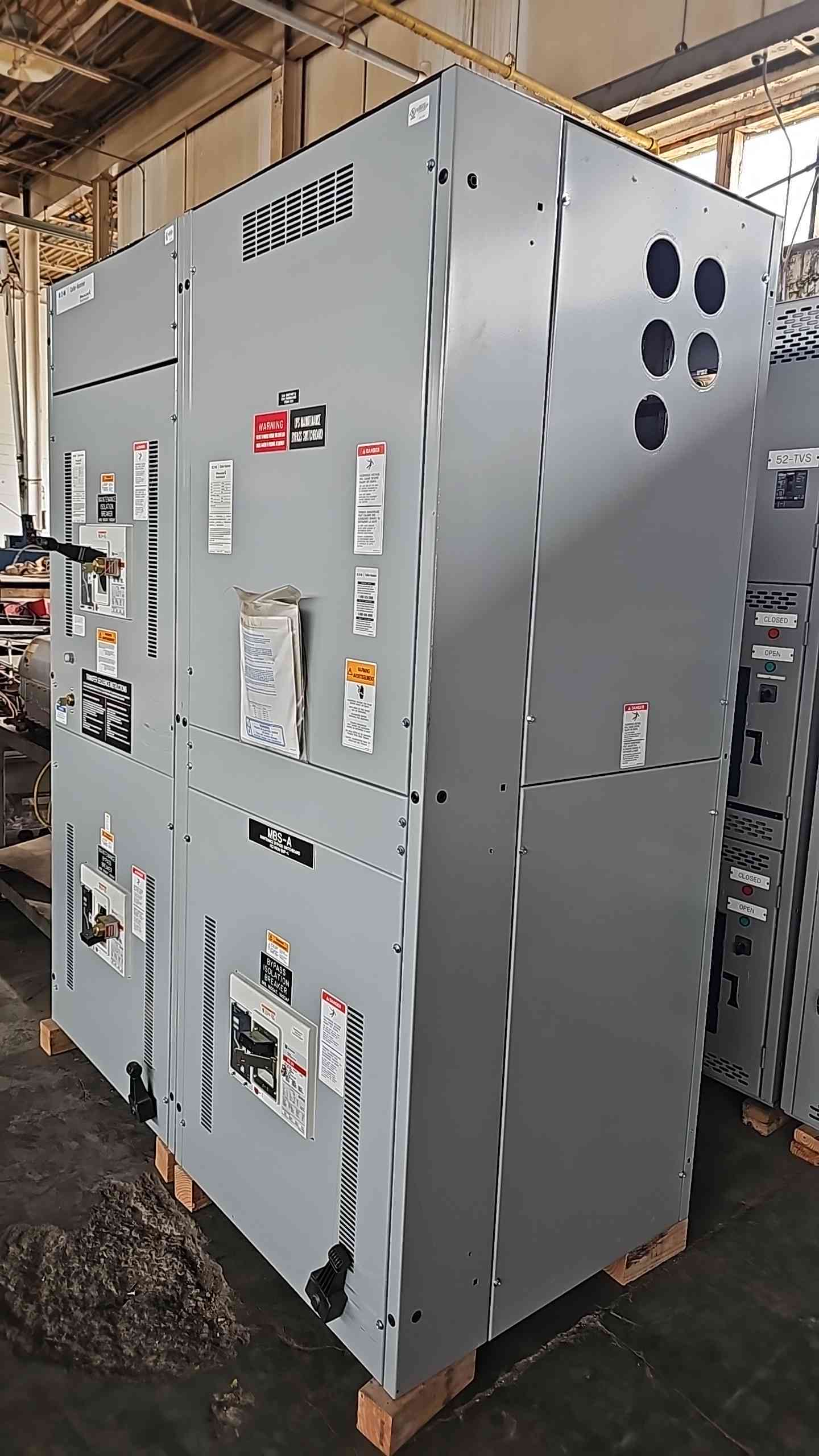 Eaton Cutler Hammer 1600A Switchboard 3x 1600 Amp RD Breakers UPS Bypass 480V