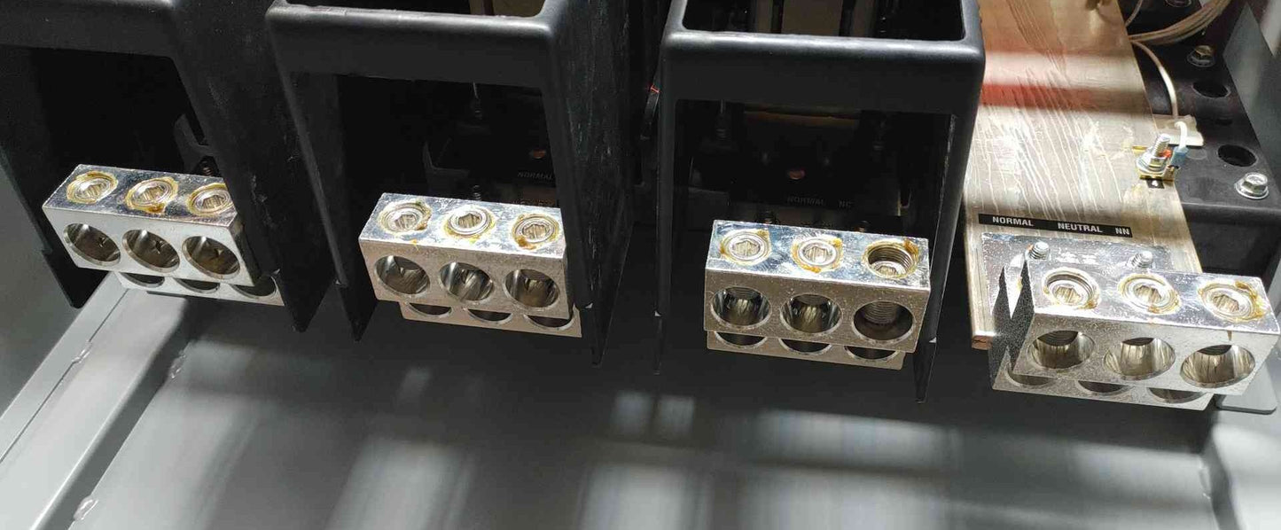 ASCO Series 300 2000A 480V 3PH Closed Transition ATS Switch G03ATSA32000NGXC
