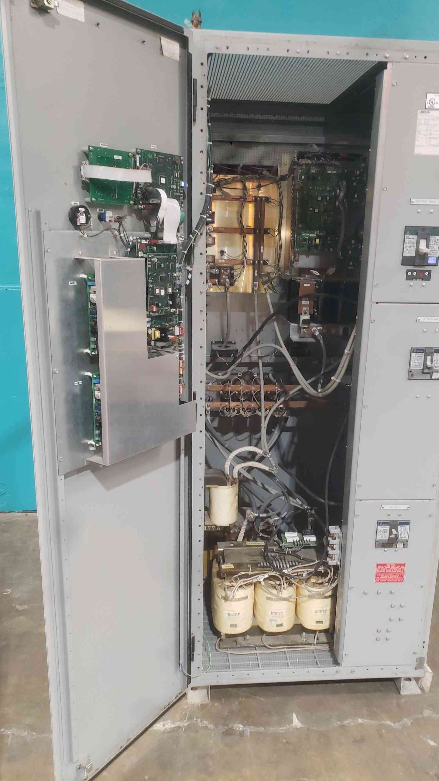Ametek DPP 15 kVA Industrial UPS System 480V to 120V Tower DPP015 GE Breakers