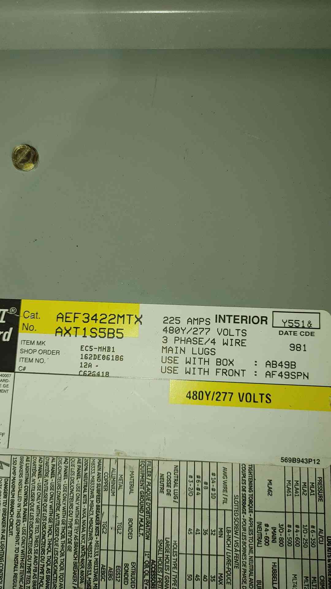 GE 3 Phase 480V 225A Panelboard Door in Door Load Center W/ 24x 20A Bolt Breakers
