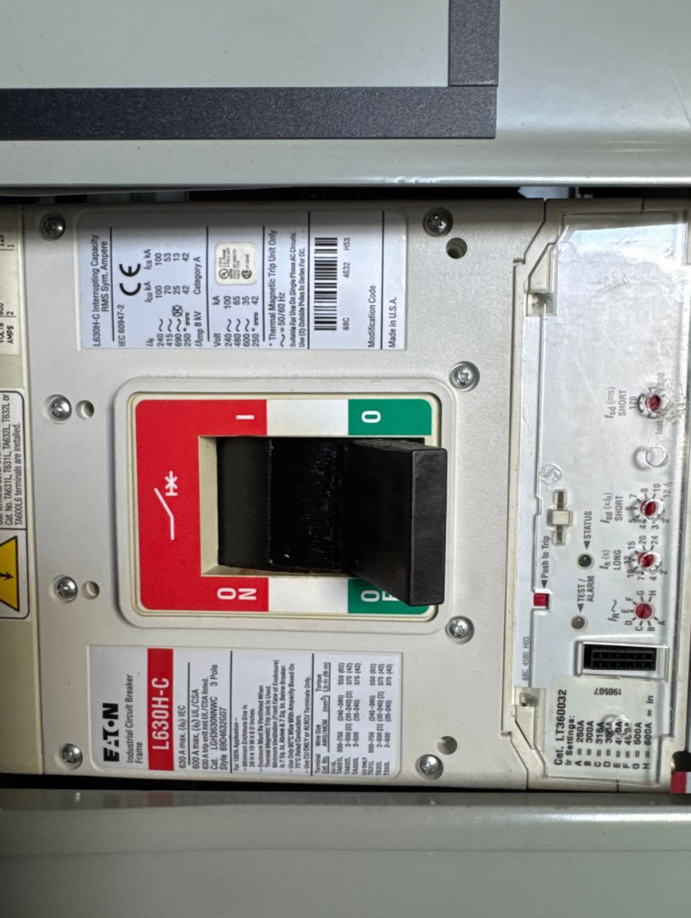 Eaton Pow-R-Line PRL-C 800A Switchboard NEMA 3R 415/240V L630H-C Breaker Panel