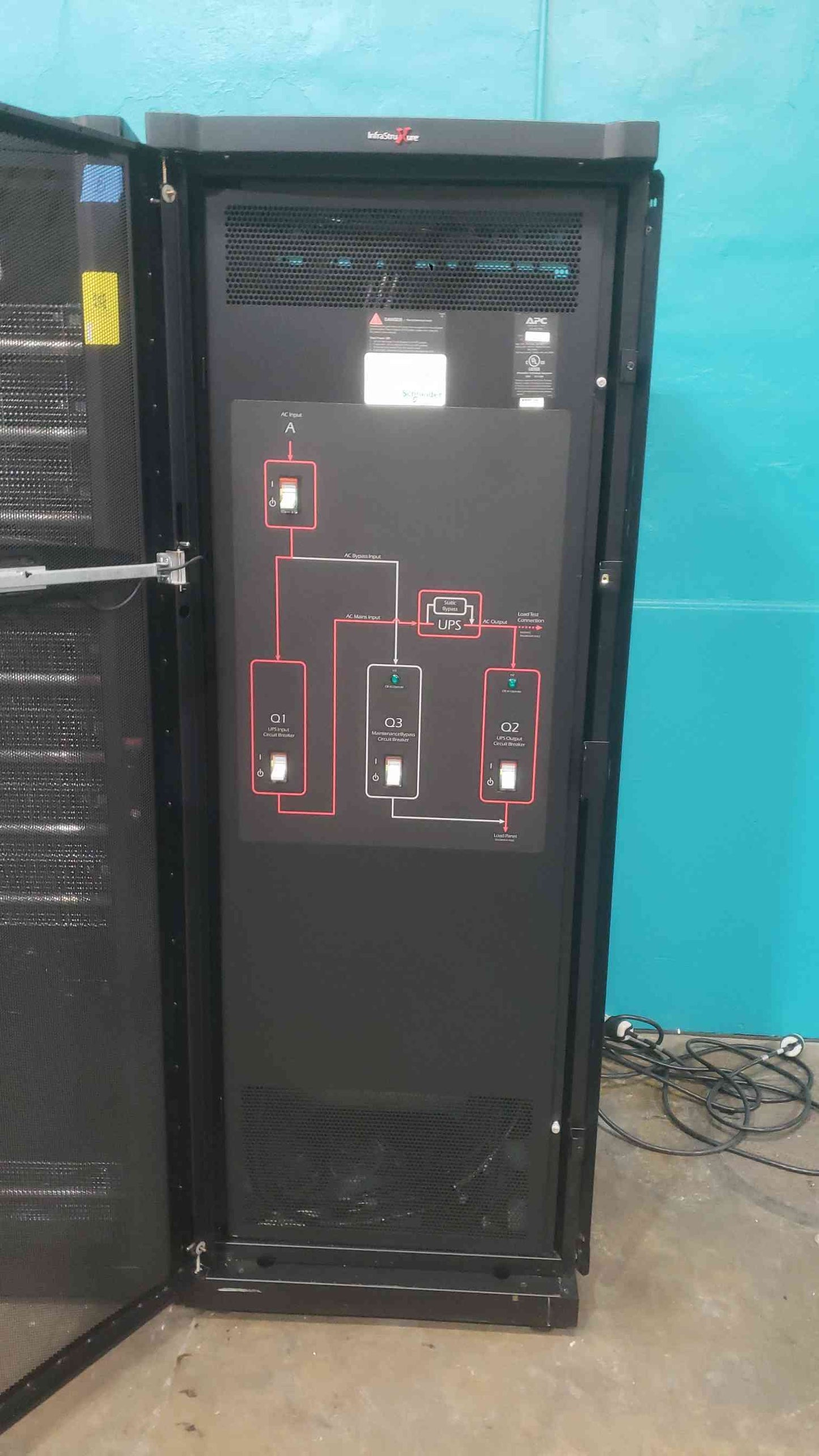 APC Symmetra PX 80kW 80kVA 3 Phase UPS System Array SYCF80KF SYCF8BF PDU 3 Rack