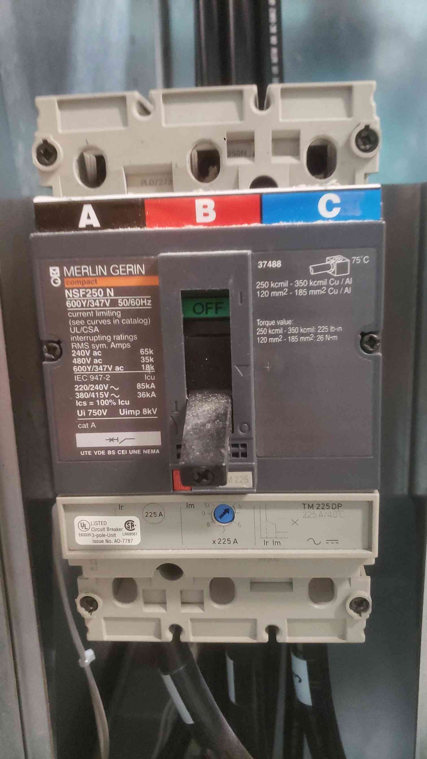 Liebert Npower 50kVA 3 Phase UPS Cabinet 208V 37SA050C0C6BA12 Merlin Gerin Lot