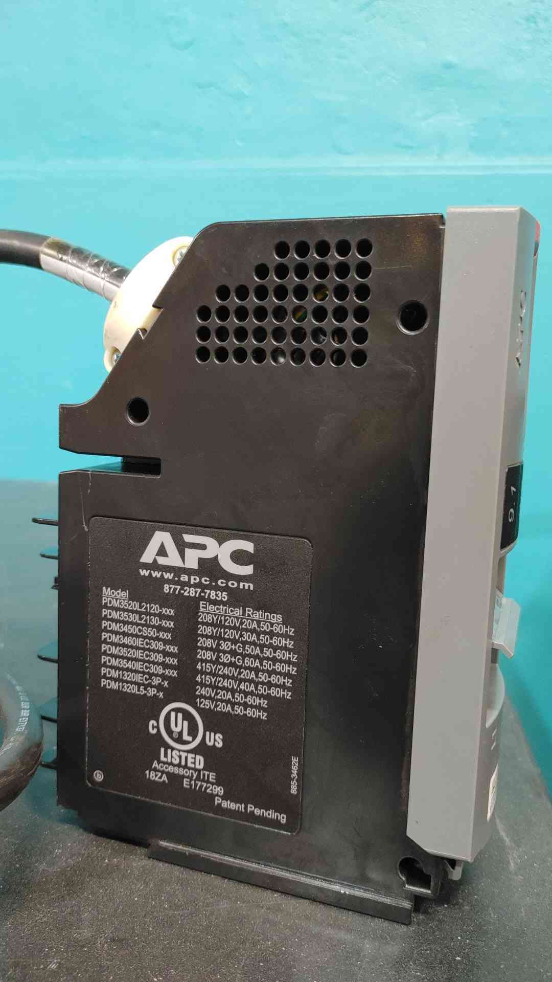 APC PDM3520L2120-620 Power Distribution Module 20A 208V 3 Phase NEMA L21-20